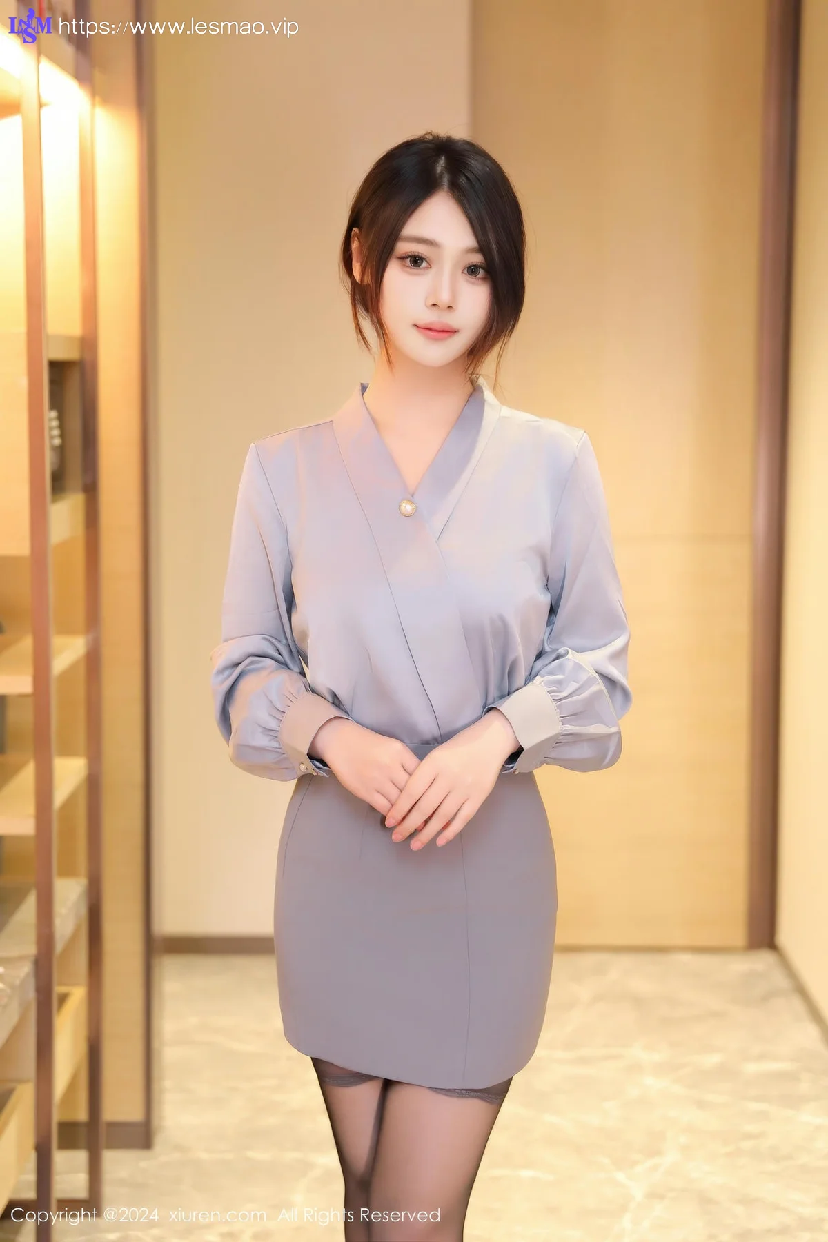 XiuRen 秀人 No.9202 蛋蛋宝 灰色OL服饰灰色丝袜 - 5