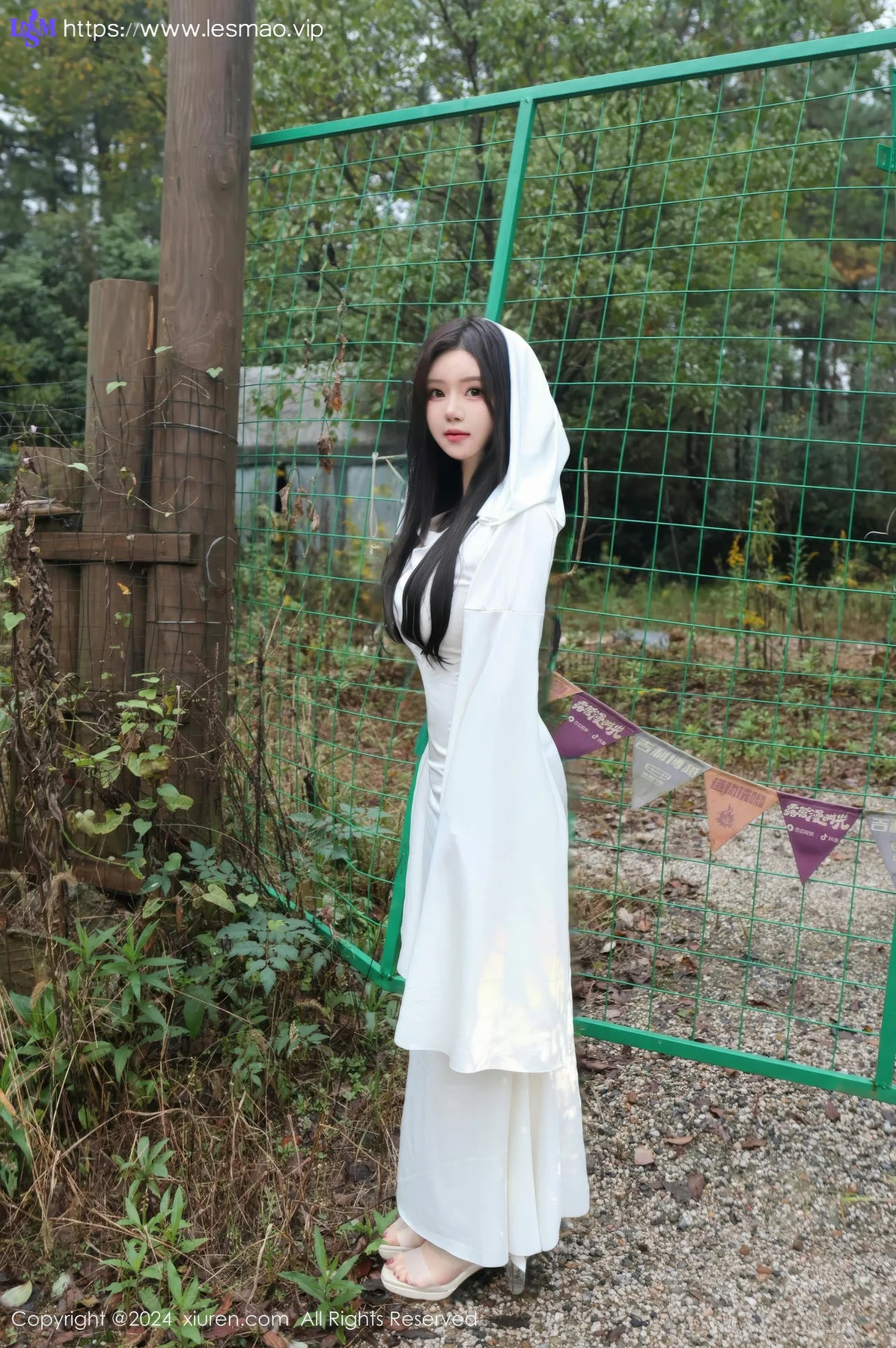 XiuRen 秀人 No.9376 小薯条nienie 俏皮cos爆乳 - 10