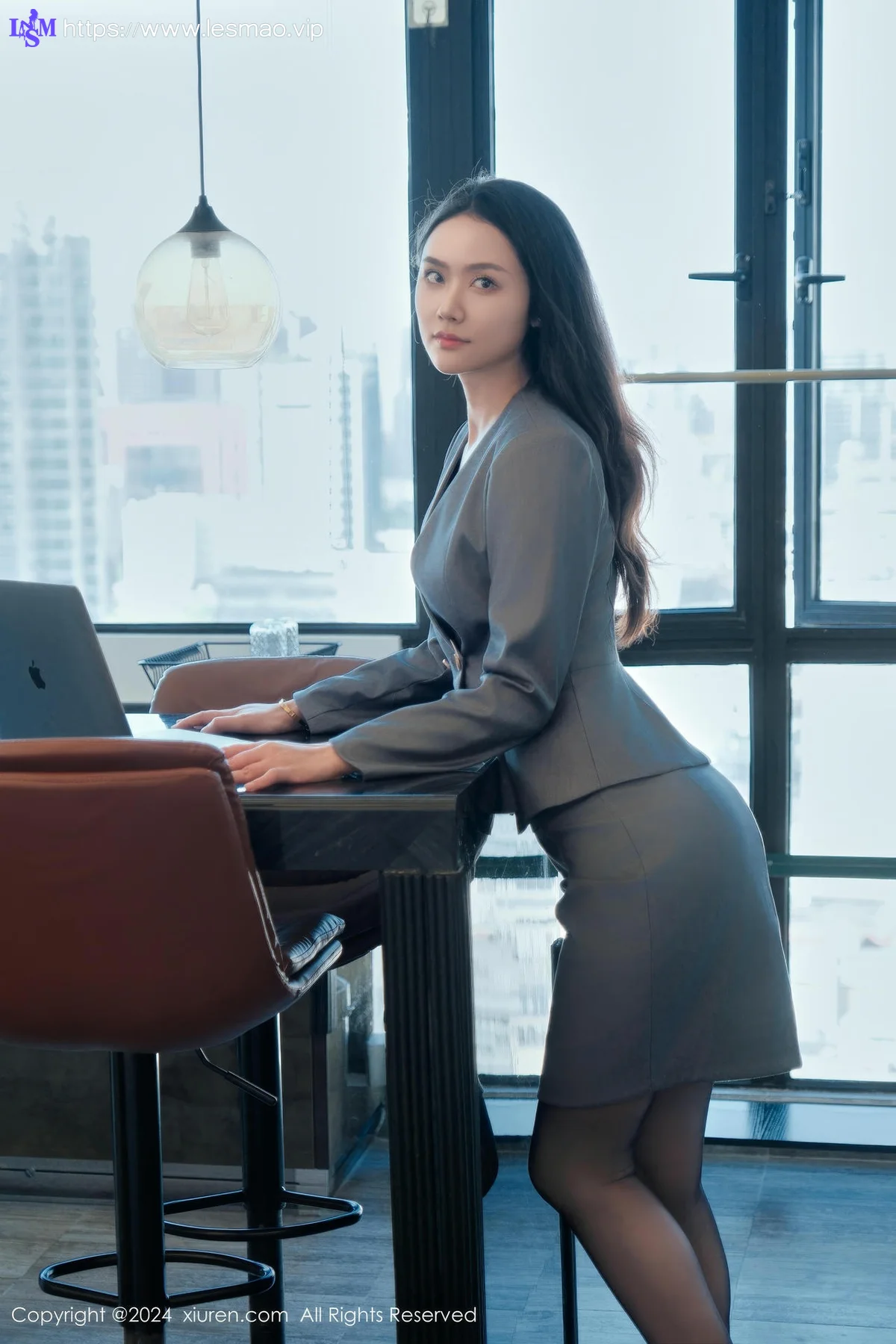 XiuRen 秀人 No.9444 方子萱 办公ol短裙制服 - 2