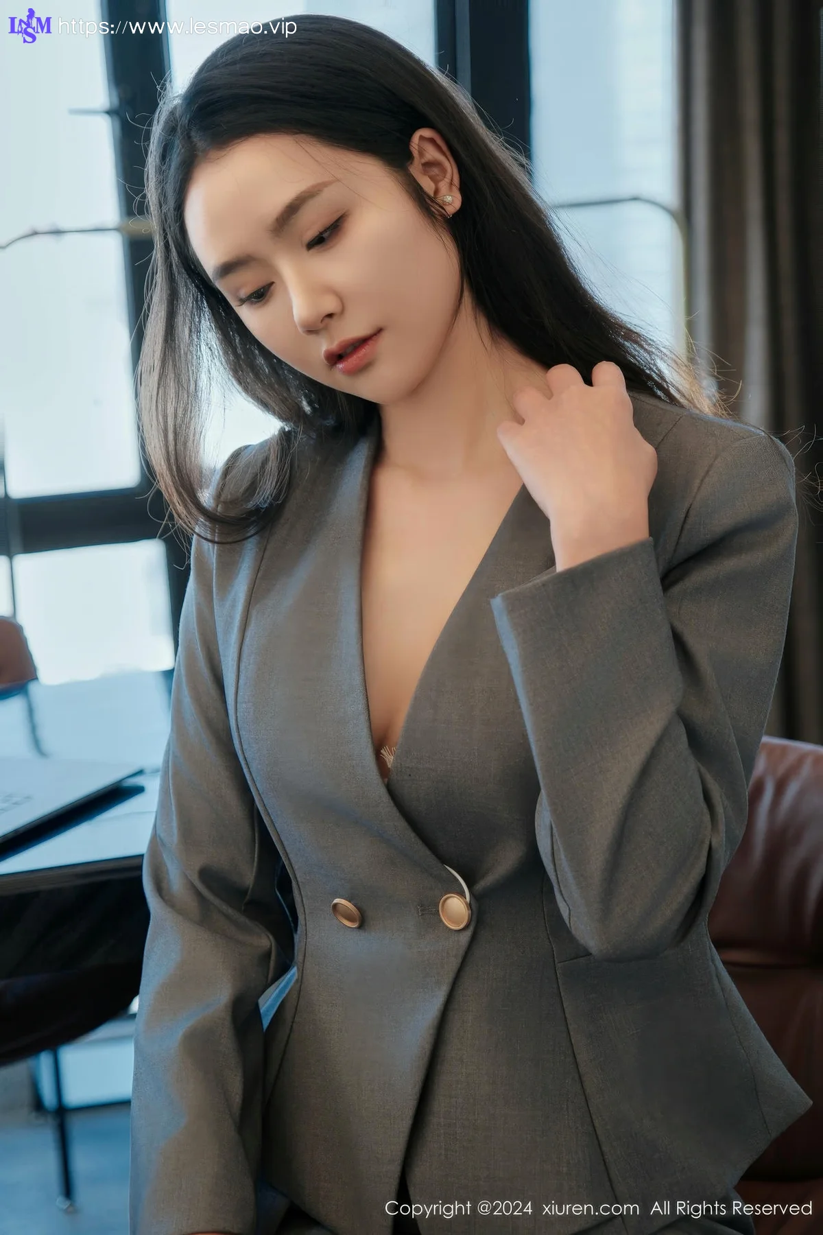 XiuRen 秀人 No.9444 方子萱 办公ol短裙制服 - 10
