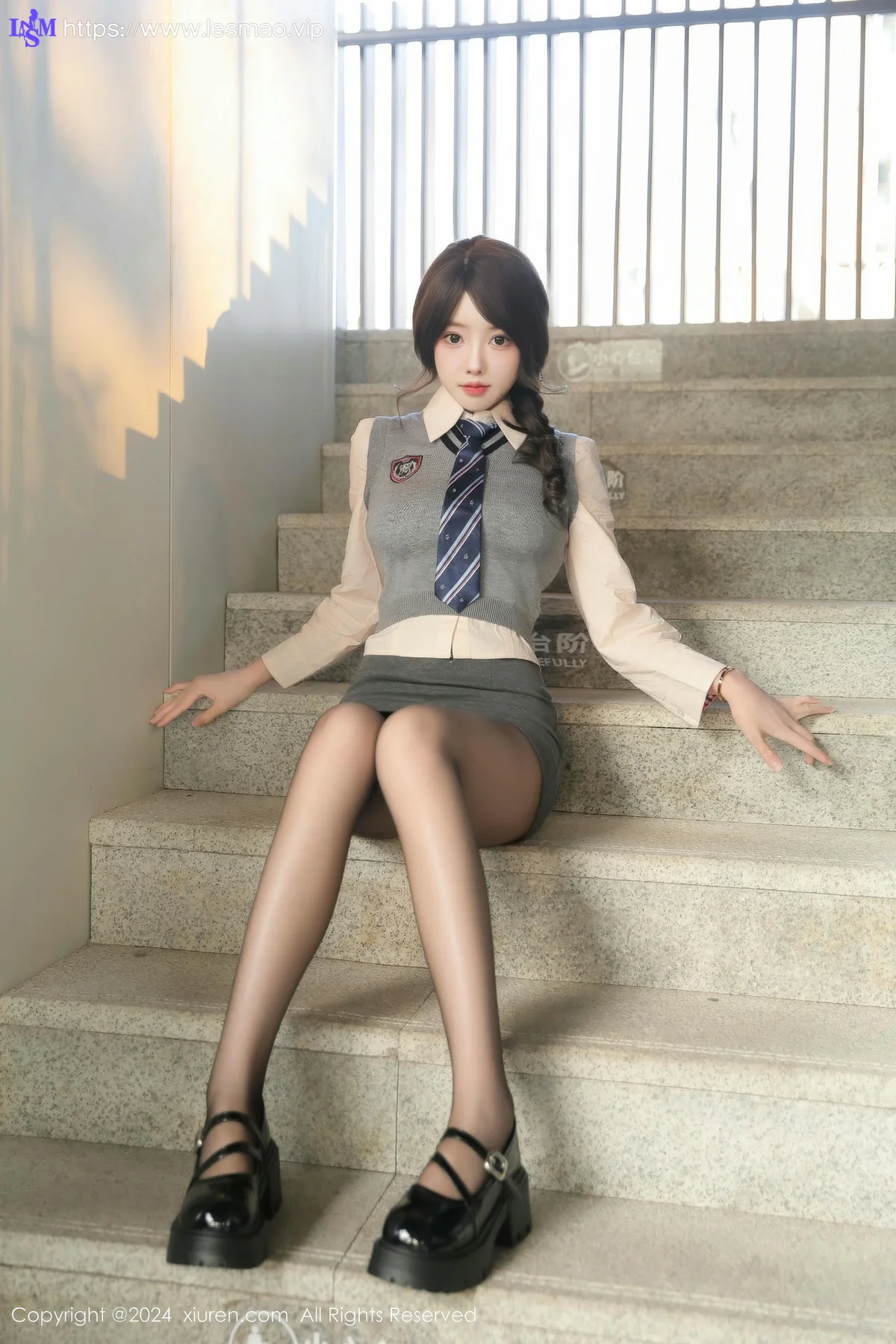 XiuRen 秀人 No.9562 桃妖夭 校服短裙美女 - 4