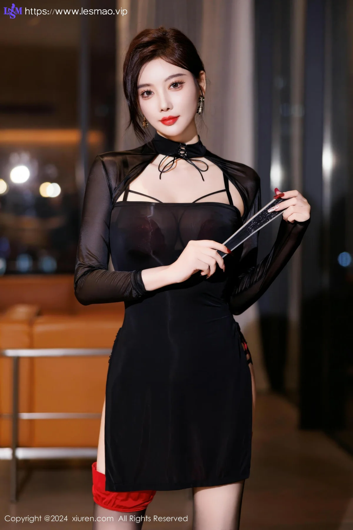 XiuRen 秀人 No.9599 杨晨晨Yome 紧身旗袍制服美腿 - 1
