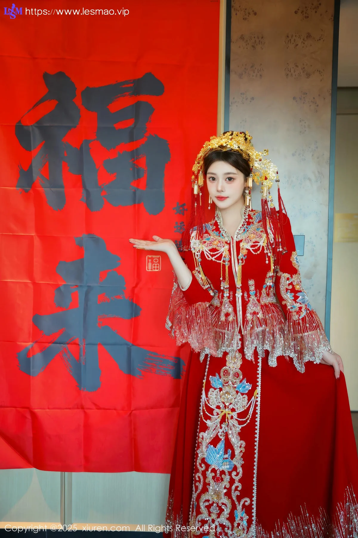 XiuRen 秀人 No.9823 蛋蛋宝 制服新春美女写真 - 1