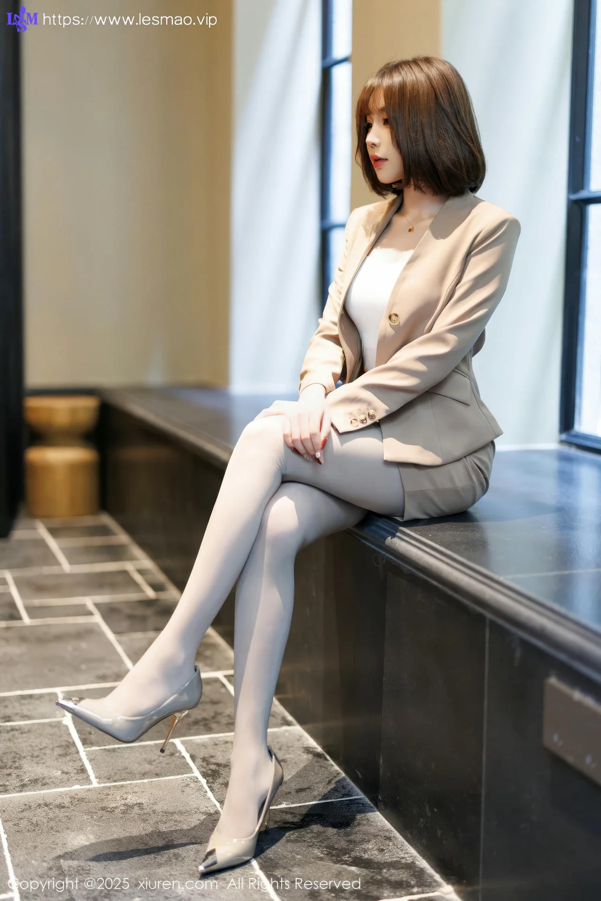 XiuRen 秀人 No.9844 徐莉芝Booty 短发气质美女 - 4