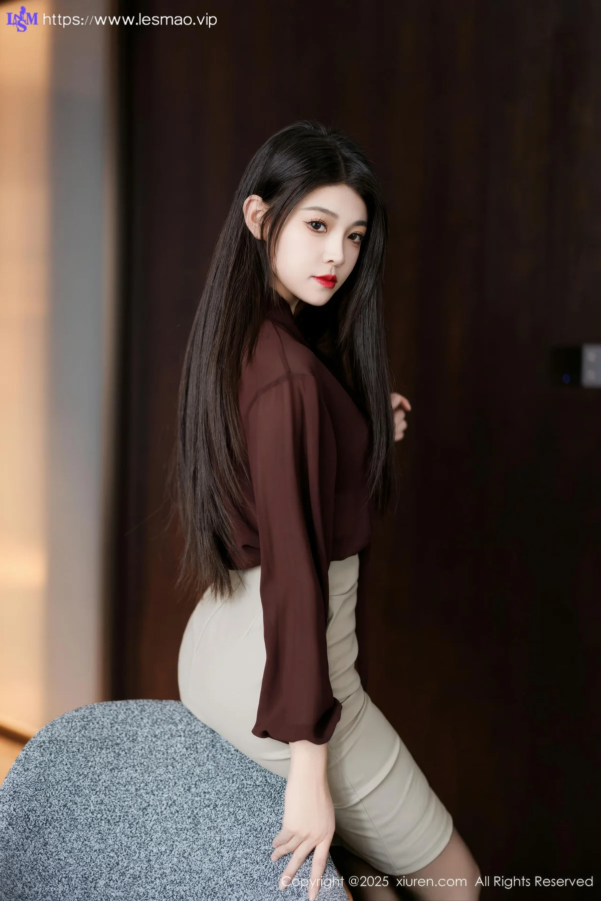 XiuRen 秀人 No.9868 初梦瑶 黑丝ol制服 - 3