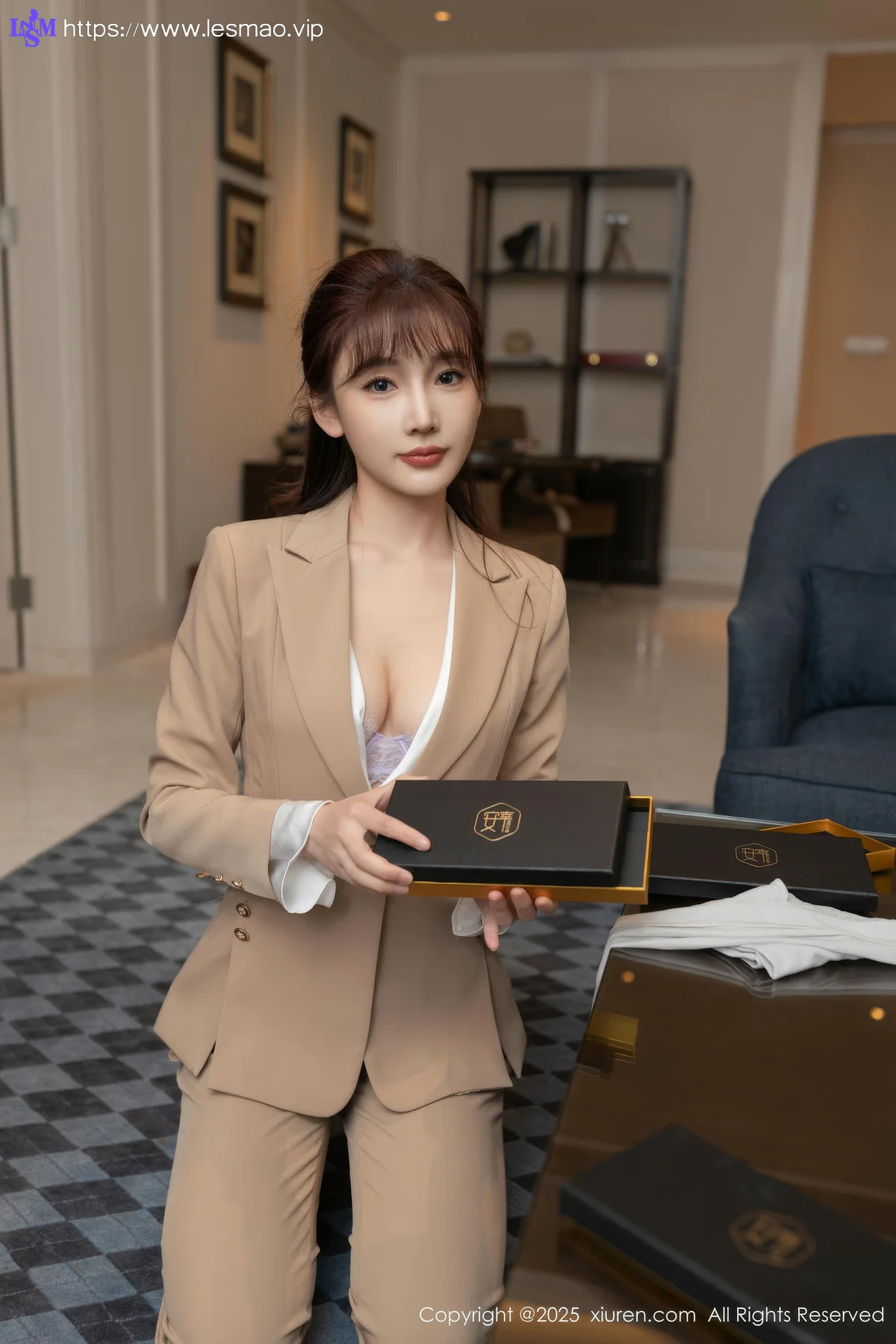 XiuRen 秀人 No.9881 陆萱萱 紫色内衣女神私房 - 5