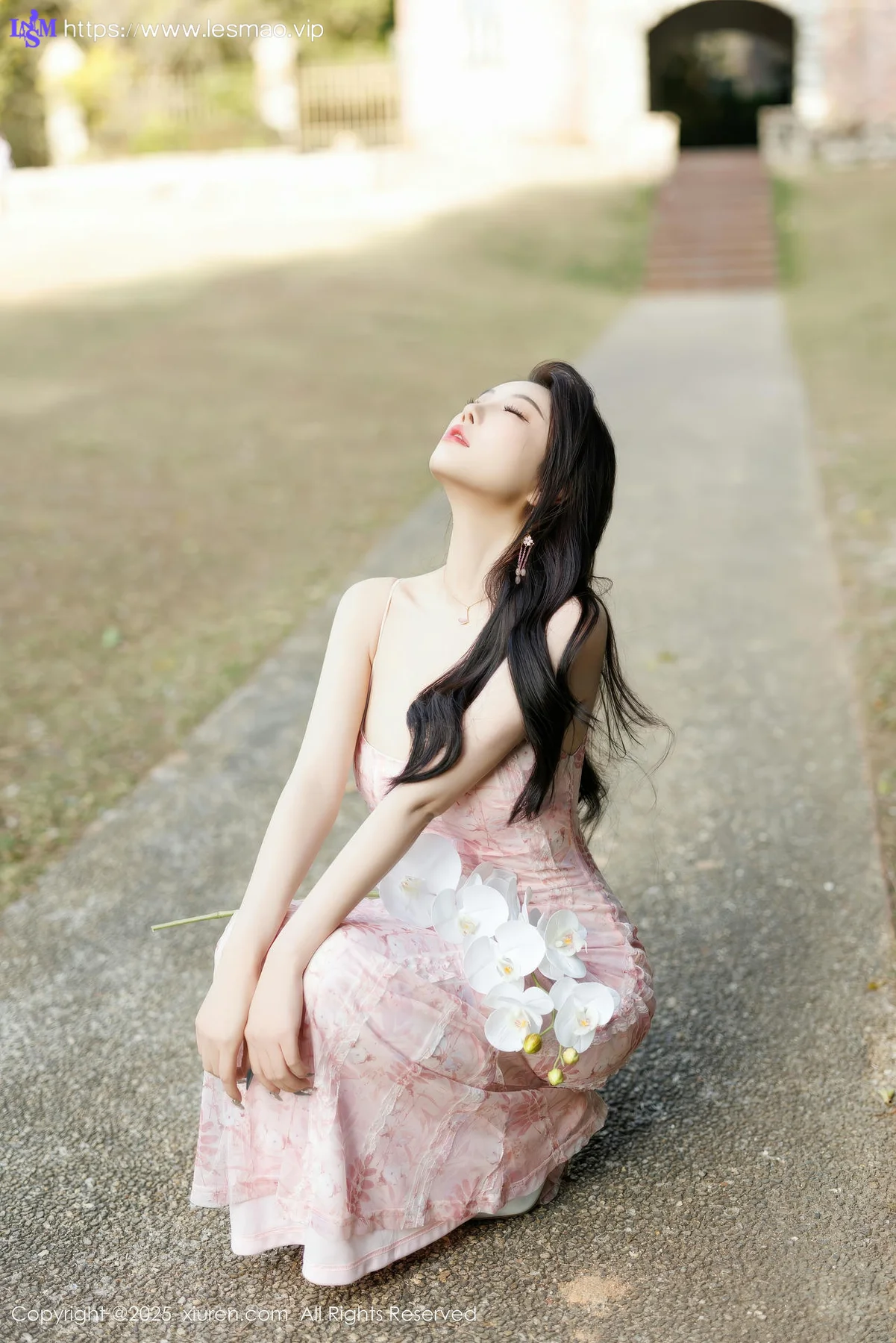 XiuRen 秀人 No.9886 杨晨晨Yome 湿身粉嫩美裙 - 1