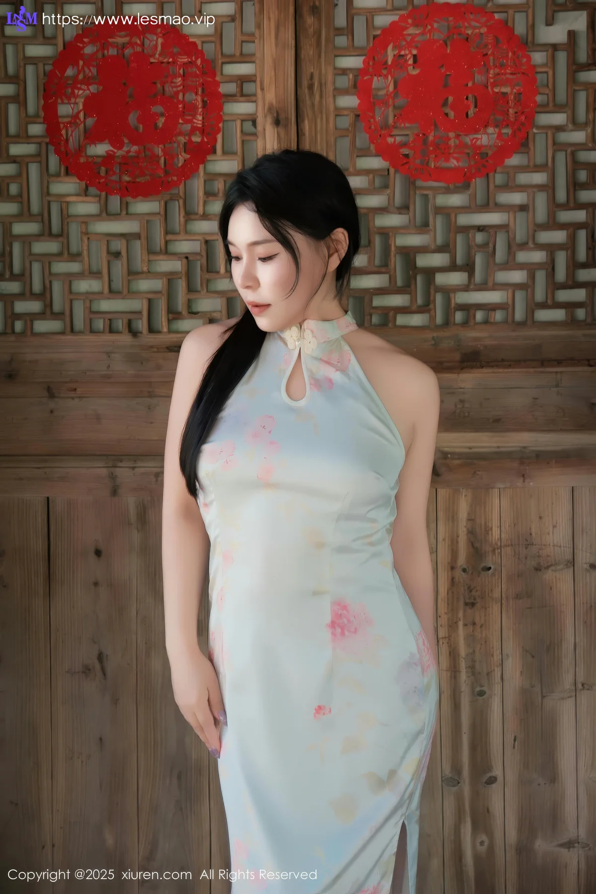 XiuRen 秀人 No.9892 麦田 旗袍玉体性感写真 - 9