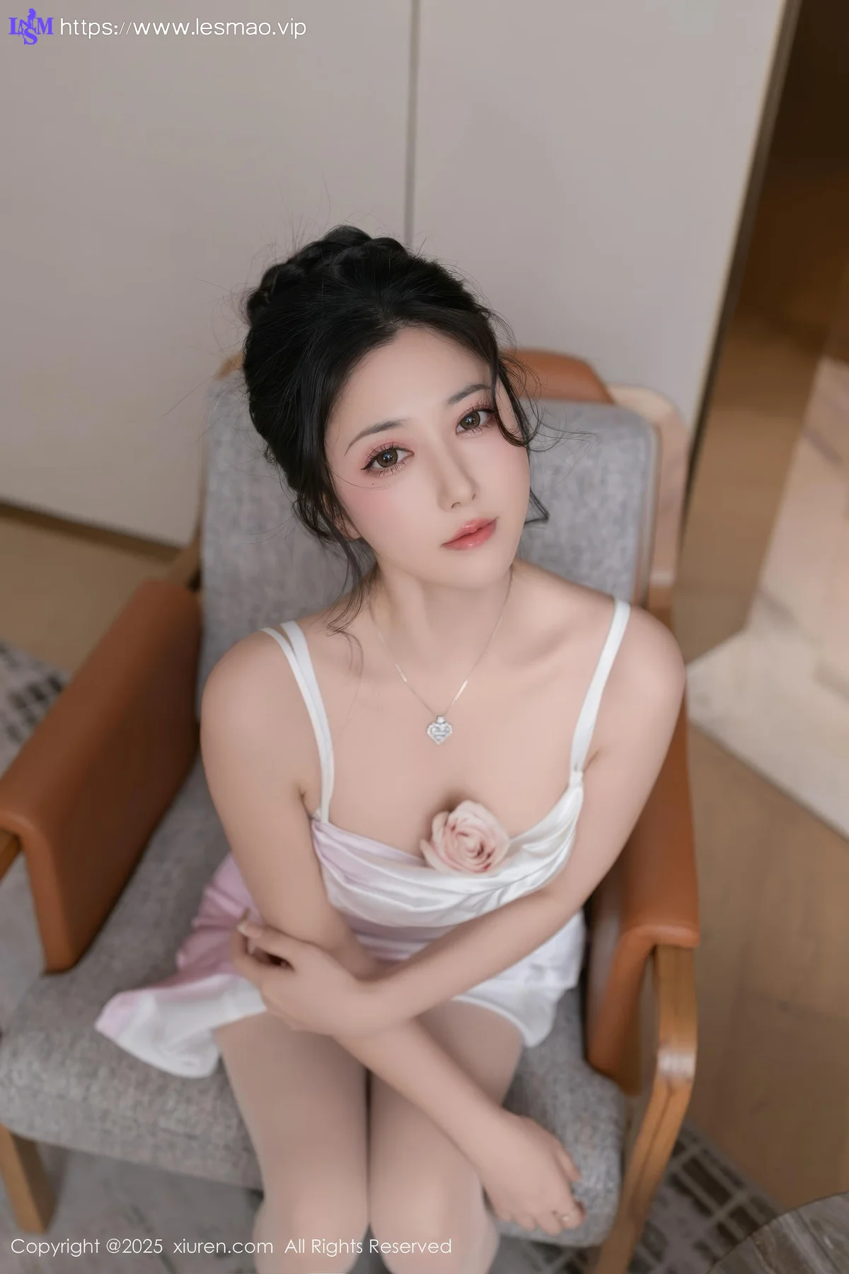 XiuRen 秀人 No.9907 鱼子酱Fish 女神乳贴玉体 - 3