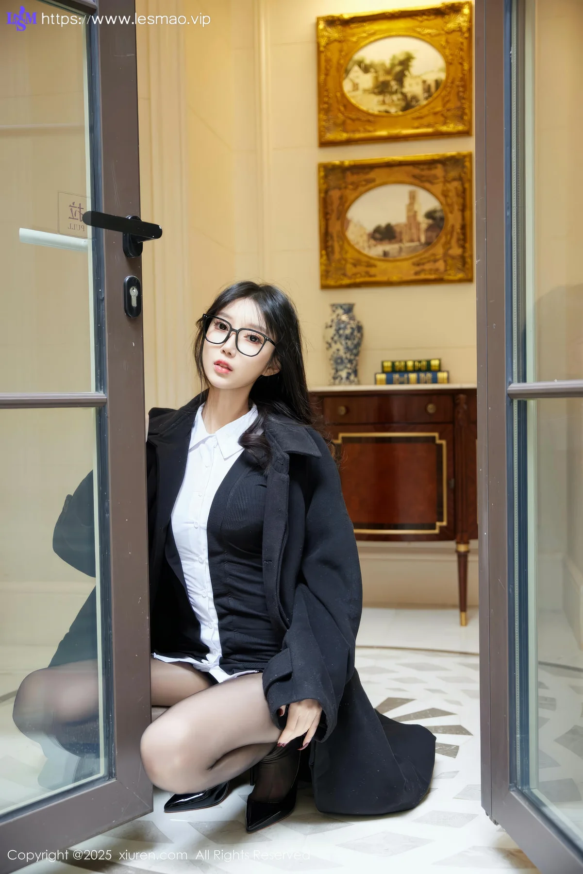 XiuRen 秀人 No.9926 玥儿玥er 眼镜ol美女制服 - 3