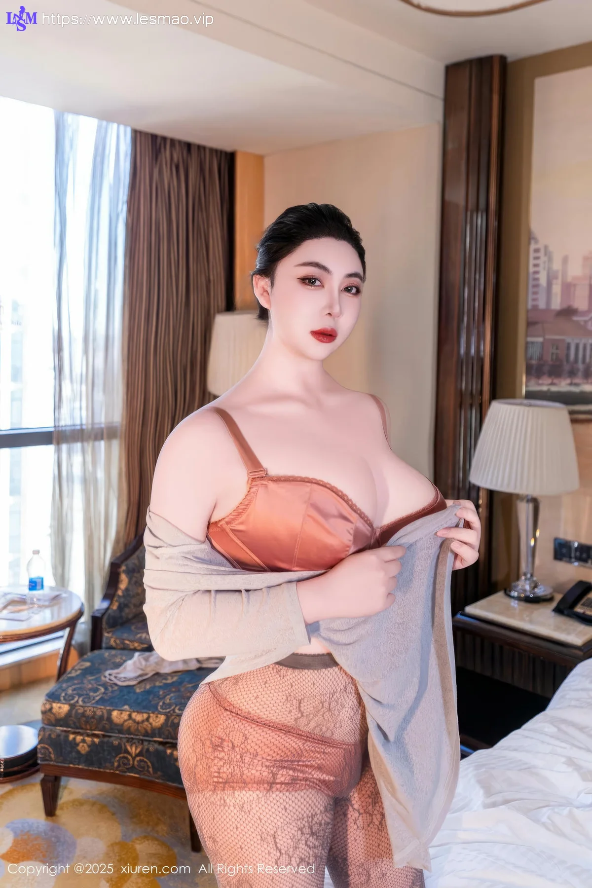 XiuRen 秀人 No.9955 风景尤美 诱惑爆乳玉足 - 10