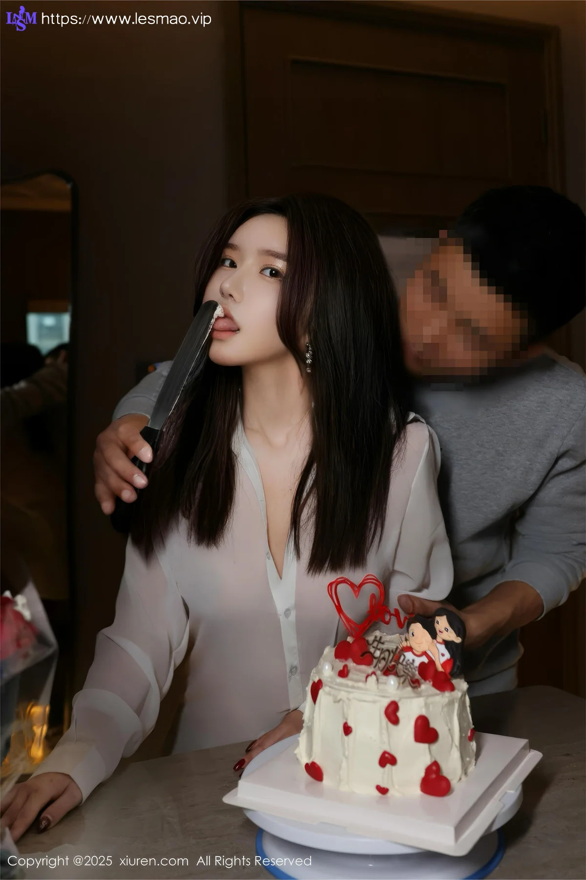 XiuRen 秀人 No.9983 小薯条nienie 黑丝美臀爆乳 - 1
