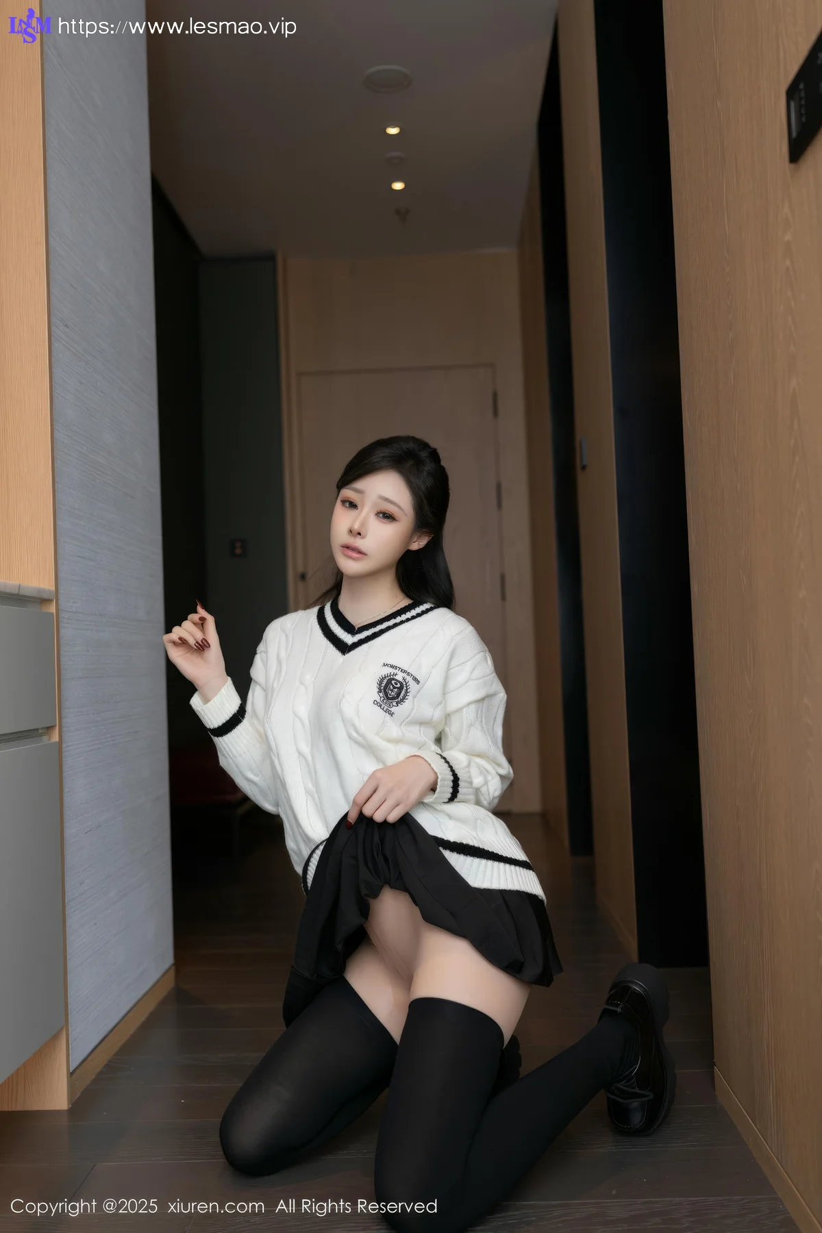 XiuRen 秀人 No.9986 小逗逗 玉体香肩爆乳套图 - 10