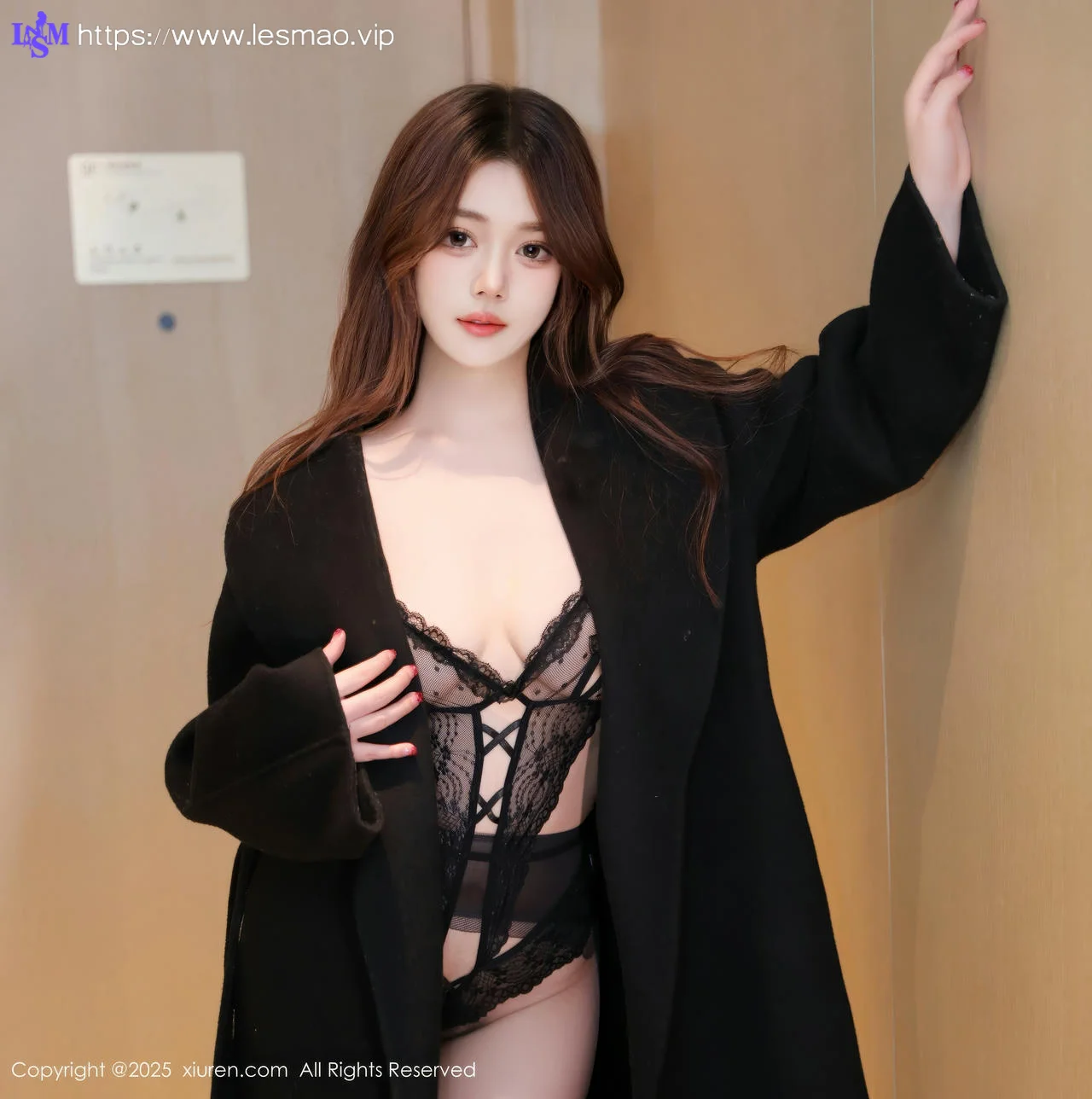 XiuRen 秀人 No.9993 蛋蛋宝 爆乳香肩少女 - 2
