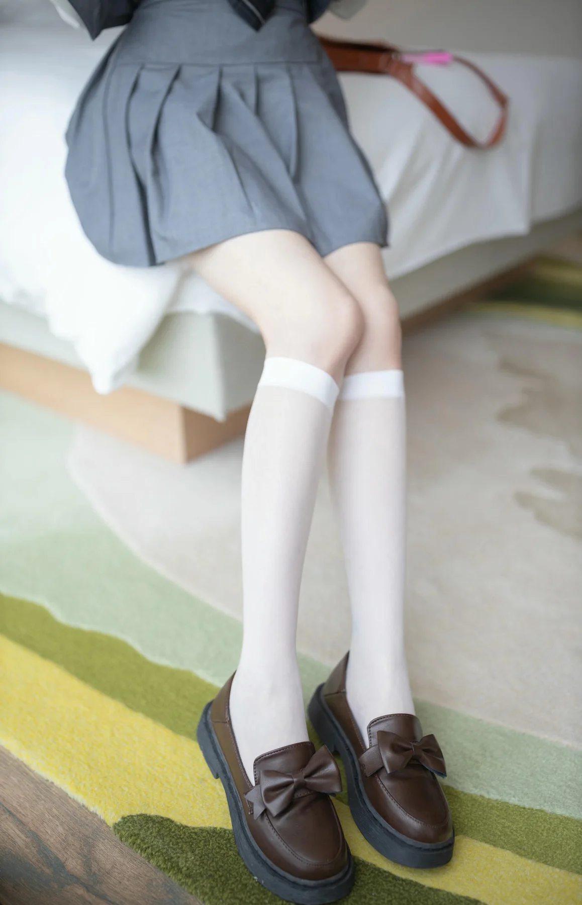 XiuRen 秀人 No.N019 鱼子酱Fish性感制服jk短裙 - 6