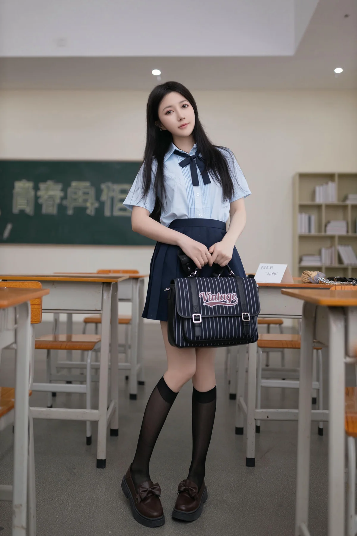 XiuRen 秀人 No.N086 鱼子酱Fish校园诱惑校服 - 4