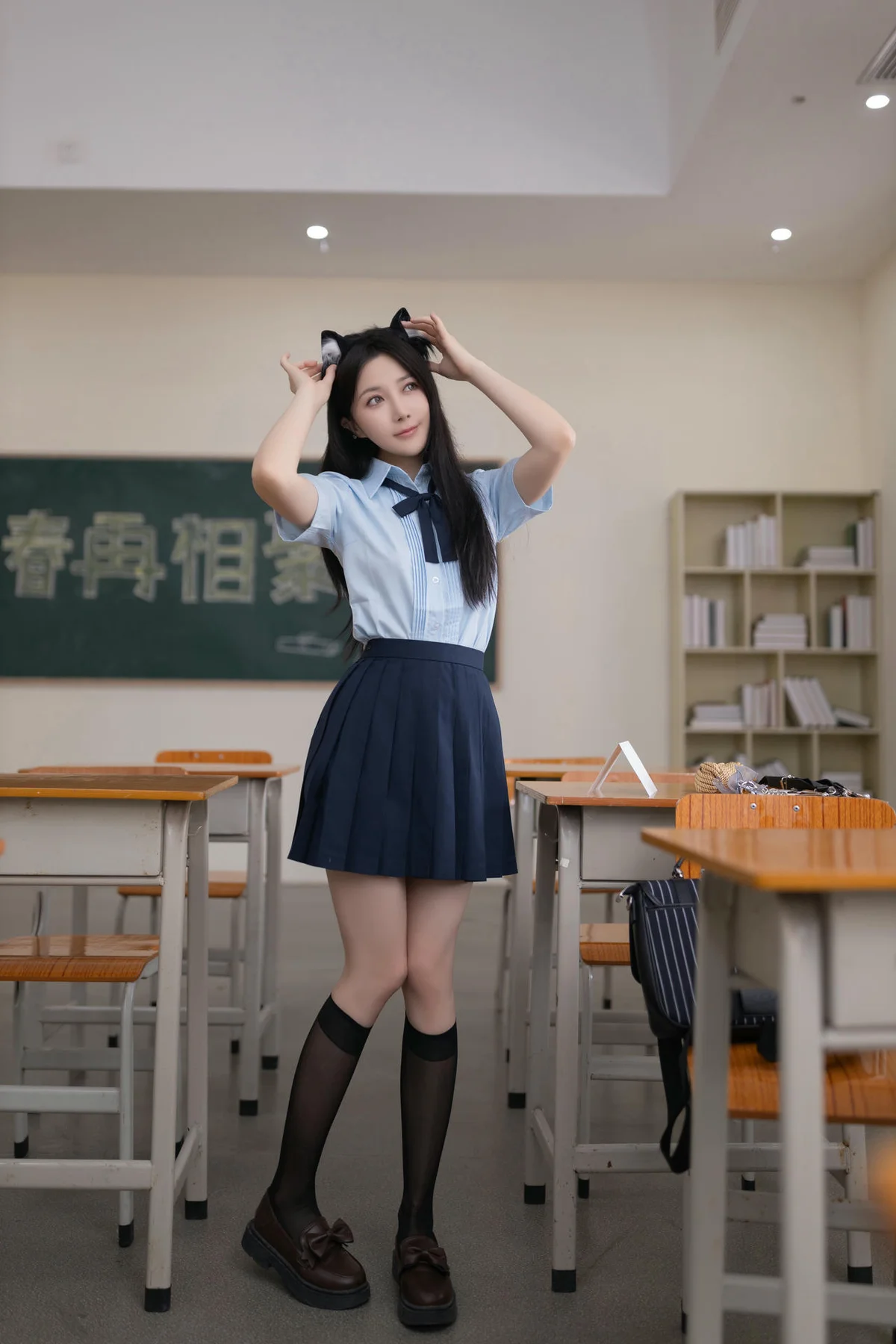 XiuRen 秀人 No.N086 鱼子酱Fish校园诱惑校服 - 10