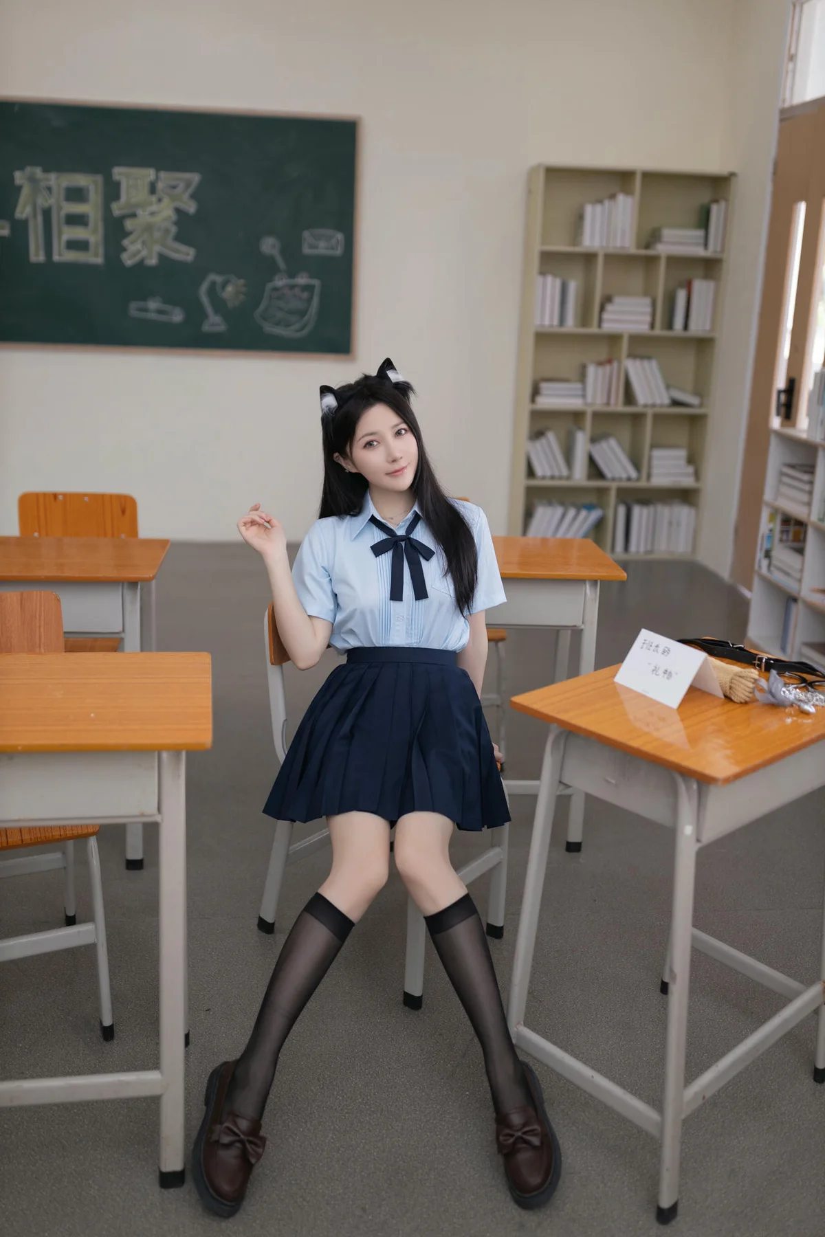 XiuRen 秀人 No.N086 鱼子酱Fish校园诱惑校服 - 4