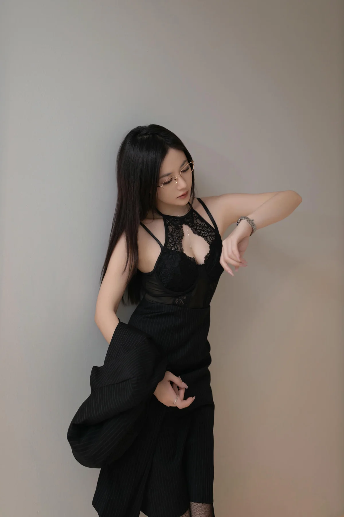 XiuRen 秀人 No.N115 鱼子酱Fish黑丝翘臀美腿 - 9