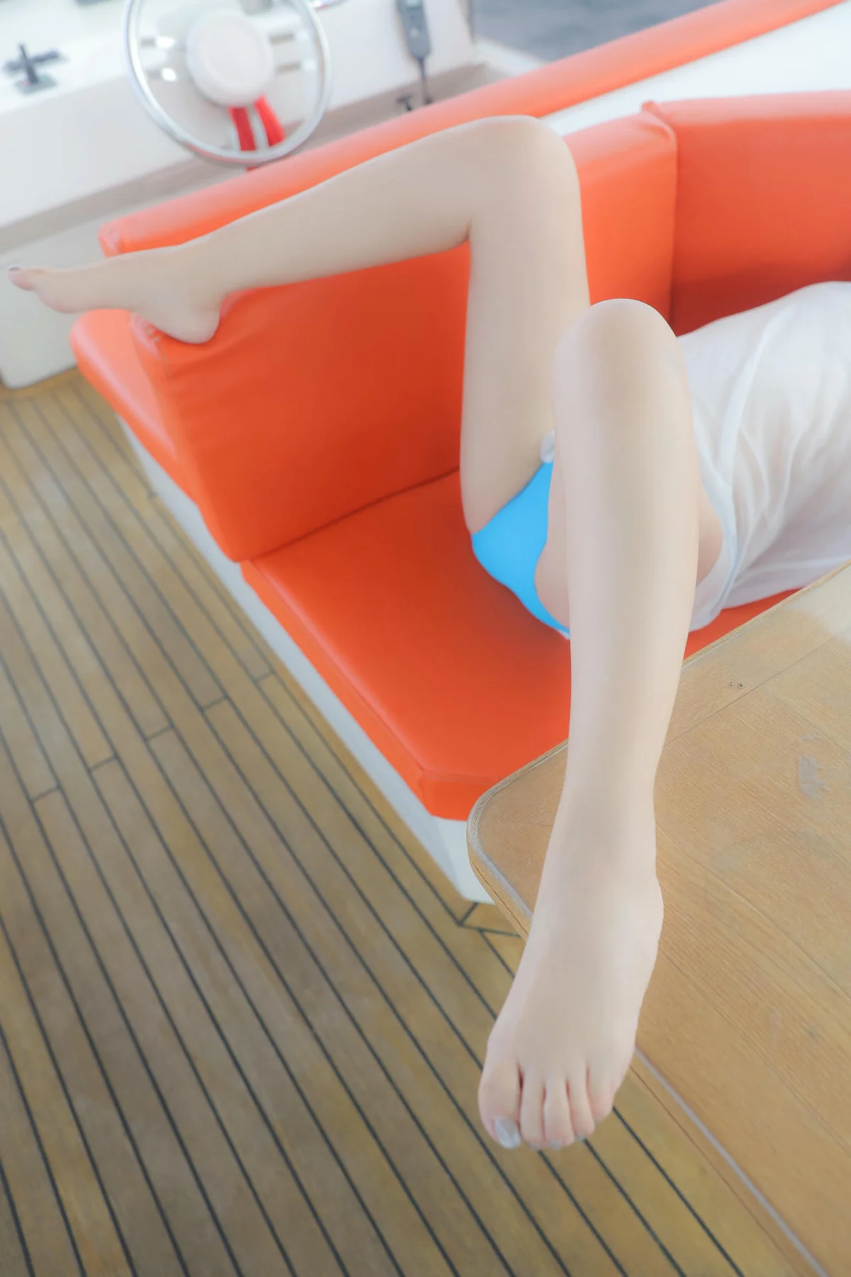 XiuRen 秀人 No.N136 小薯条nienie比基尼游艇写真 - 7
