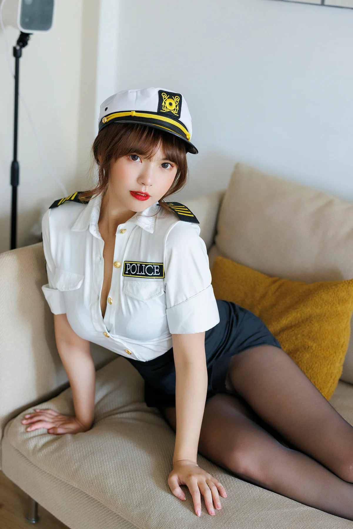 XiuRen 秀人 No.N150 张思允Nice女警制服黑丝 - 7