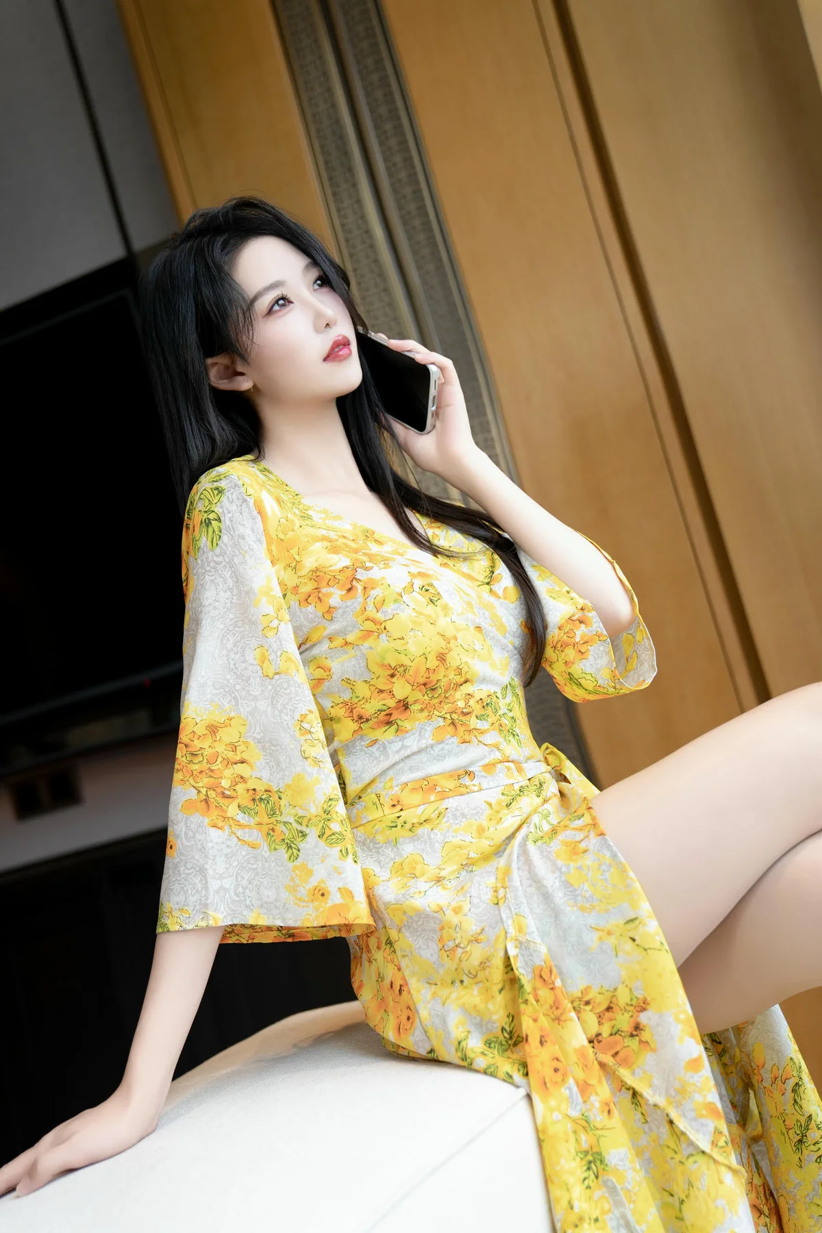 XiuRen 秀人 No.N156 利世黄色美裙诱惑肉丝 - 3