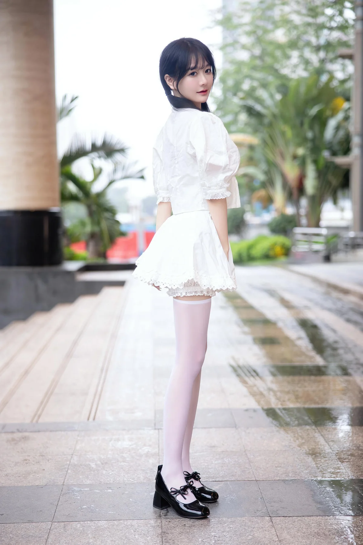 XiuRen 秀人 No.N185 谢小蒽双马尾少女街拍 - 3