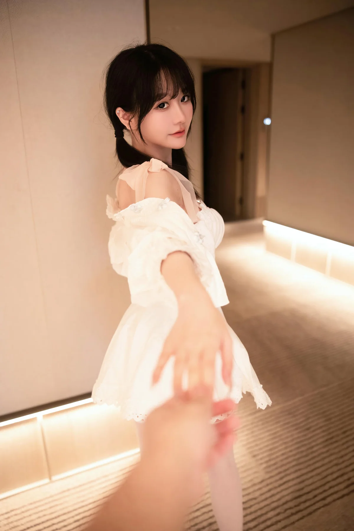 XiuRen 秀人 No.N185 谢小蒽双马尾少女街拍 - 7