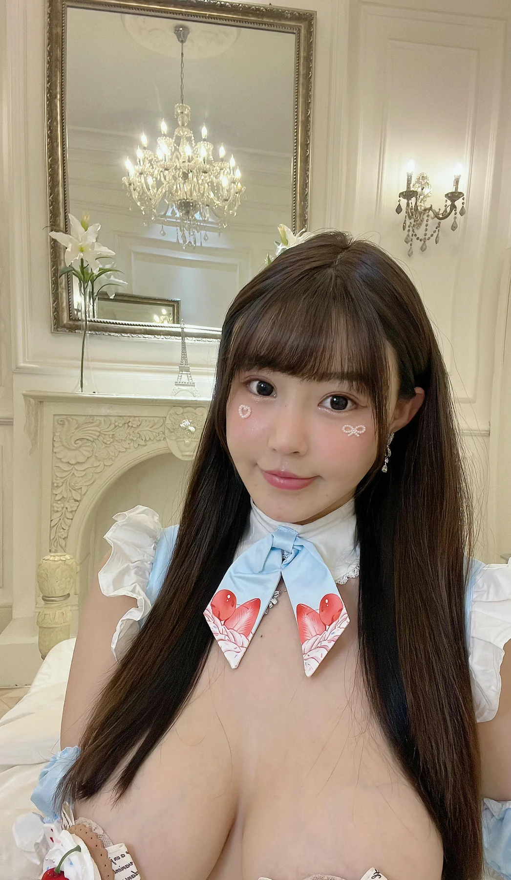 XiuRen 秀人 No.N193 朱可儿童颜巨乳蛋糕裙 - 1