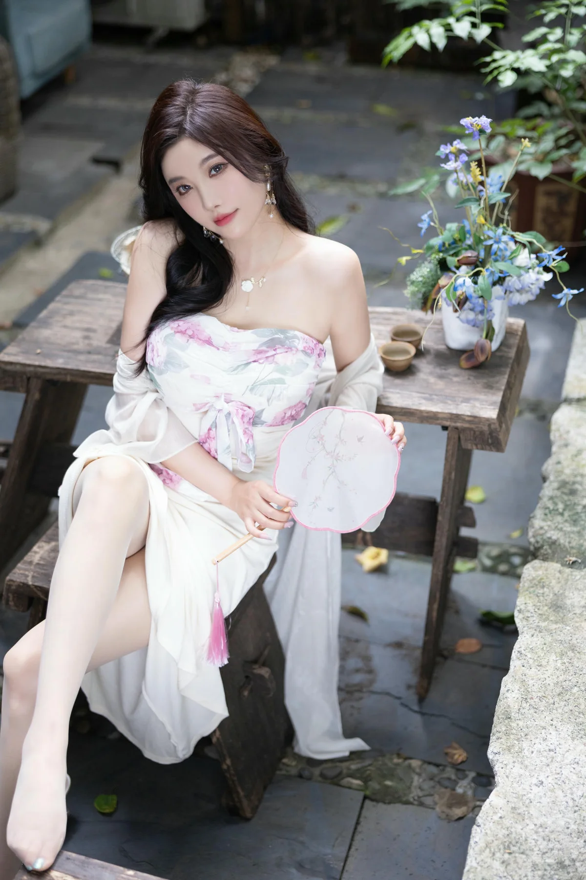 XiuRen 秀人 No.N210 杨晨晨香肩白色丝袜 - 10