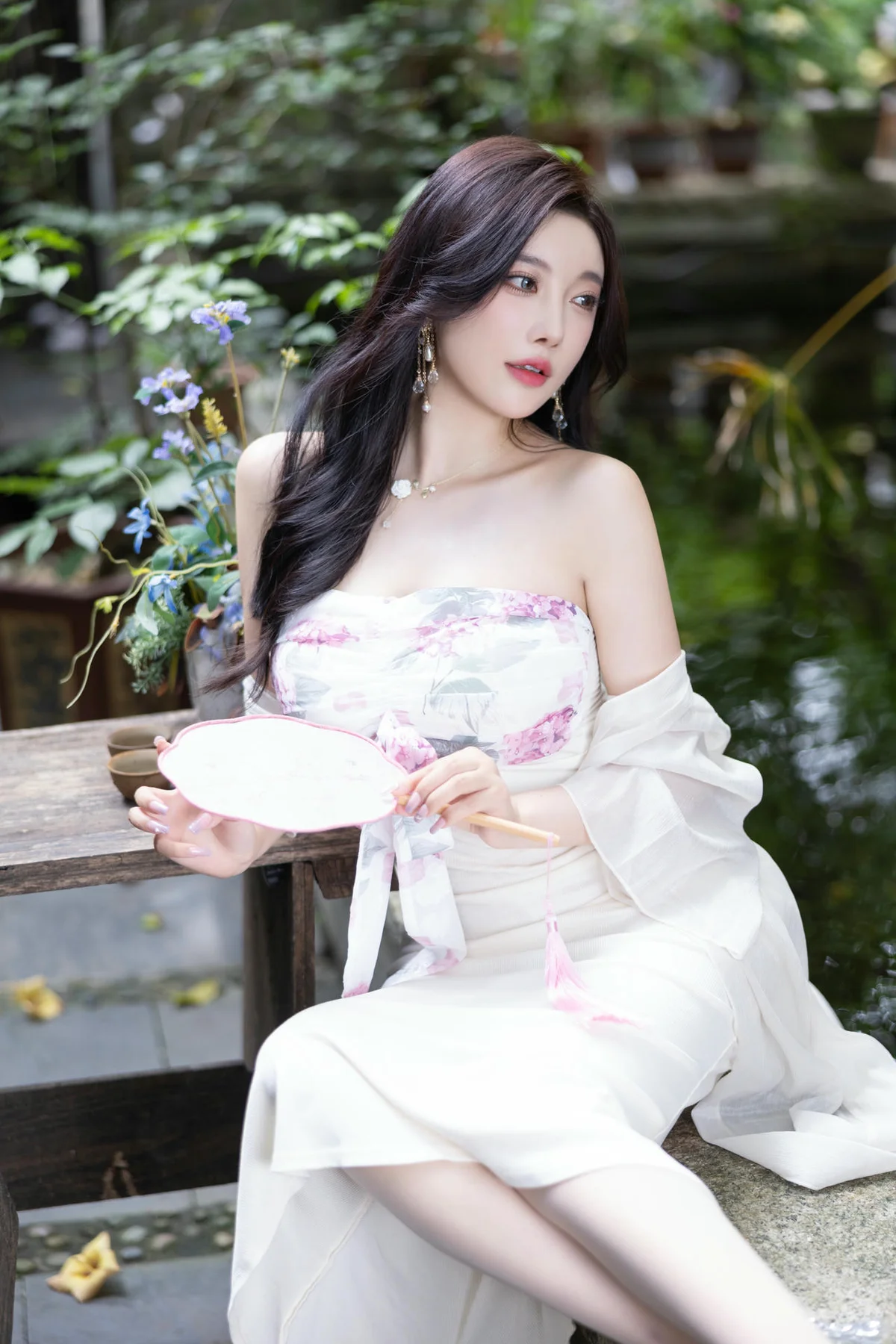 XiuRen 秀人 No.N210 杨晨晨香肩白色丝袜 - 5