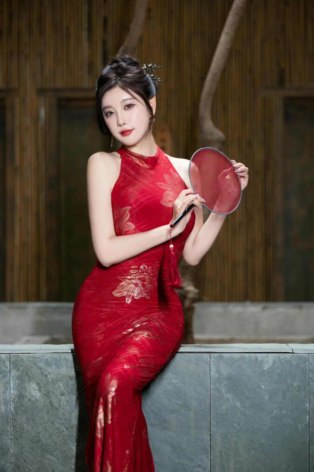 XiuRen 秀人 No.N226 杨晨晨女神性感红色旗袍 - 1
