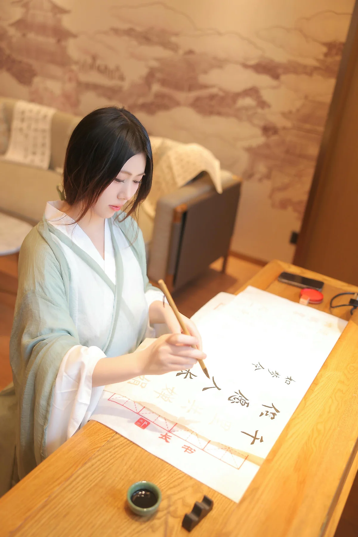 XiuRen 秀人 No.N230 蛋蛋宝美腿爆乳古风汉服 - 2