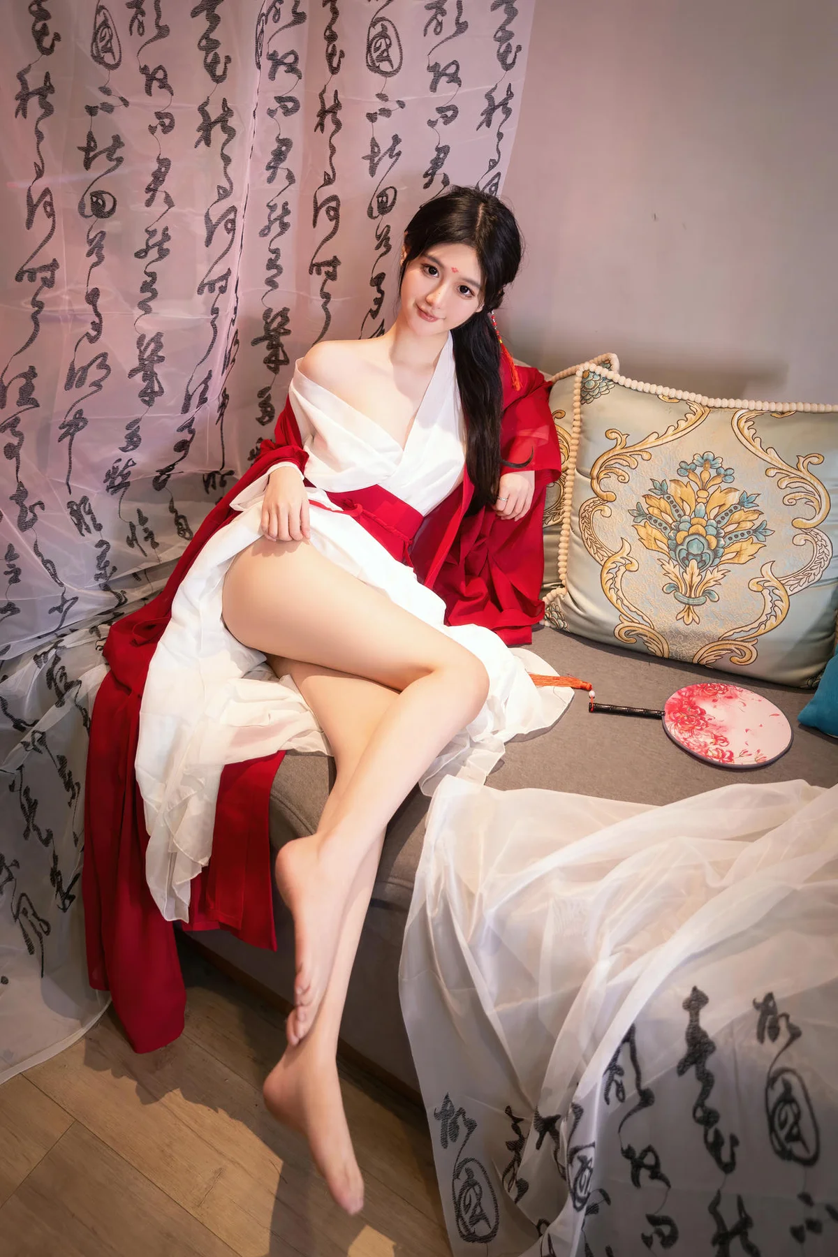XiuRen 秀人 No.N240 谢小蒽古风制服红袍 - 8