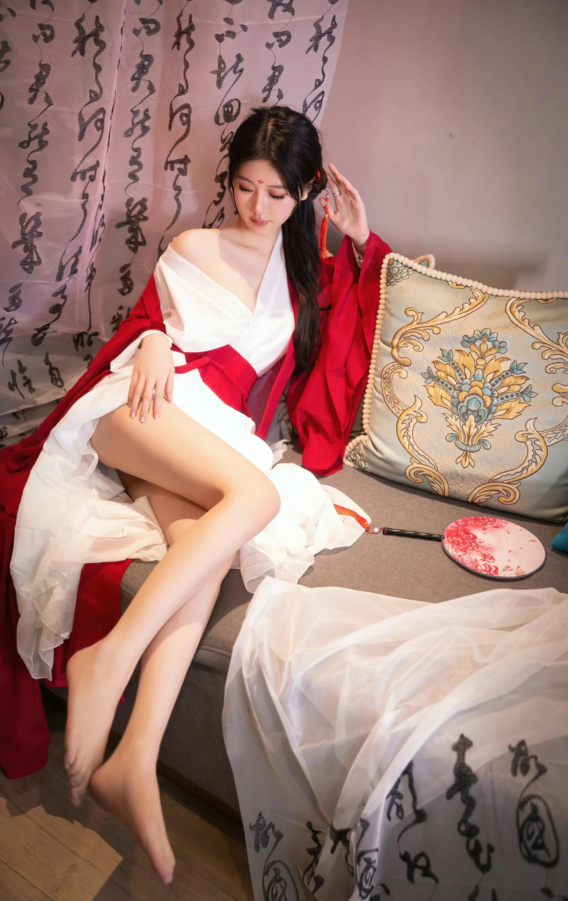 XiuRen 秀人 No.N240 谢小蒽古风制服红袍 - 10