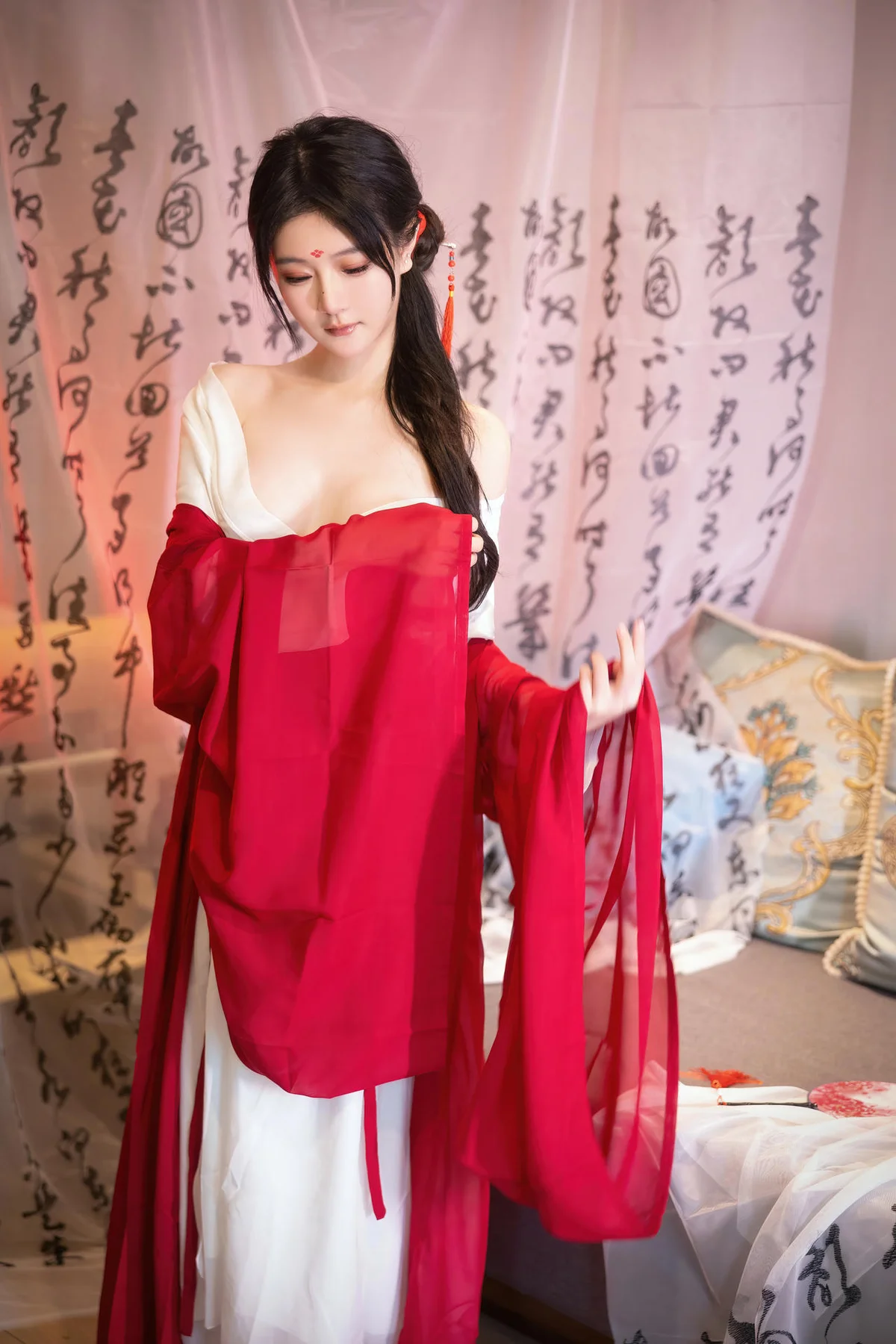 XiuRen 秀人 No.N240 谢小蒽古风制服红袍 - 9