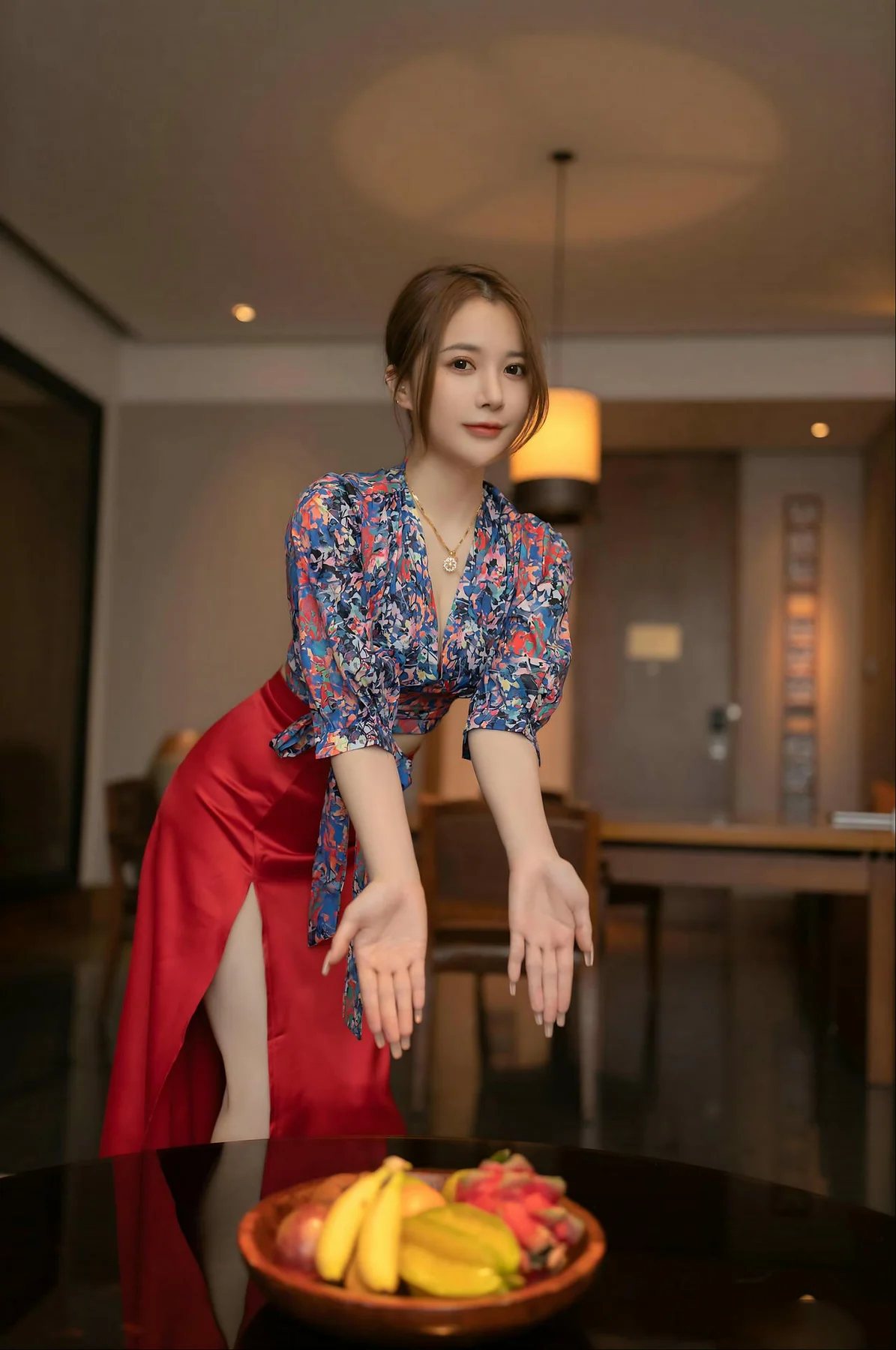 XiuRen 秀人 No.N257 鱼子酱Fish户外红裙长腿 - 3