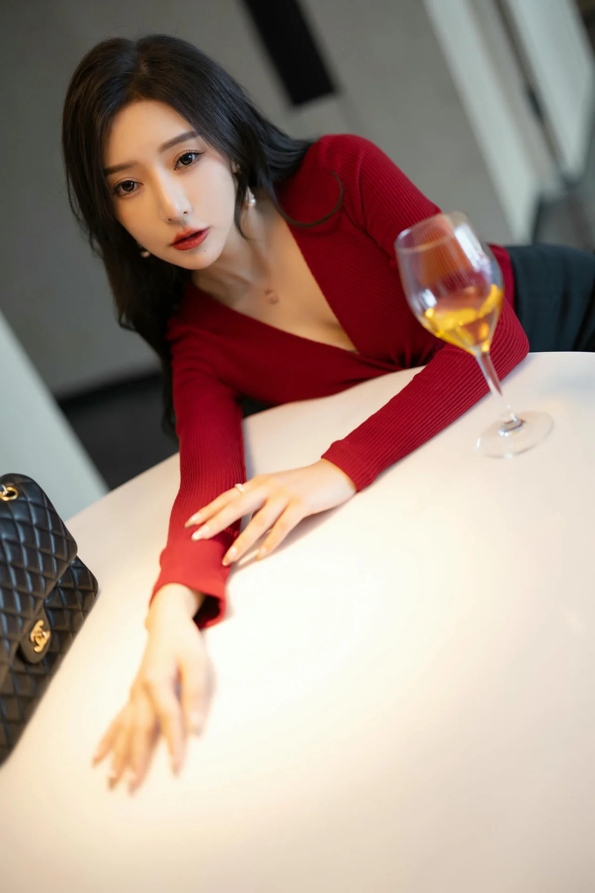 XiuRen 秀人 No.N269 王馨瑶街拍鱼尾裙 - 10