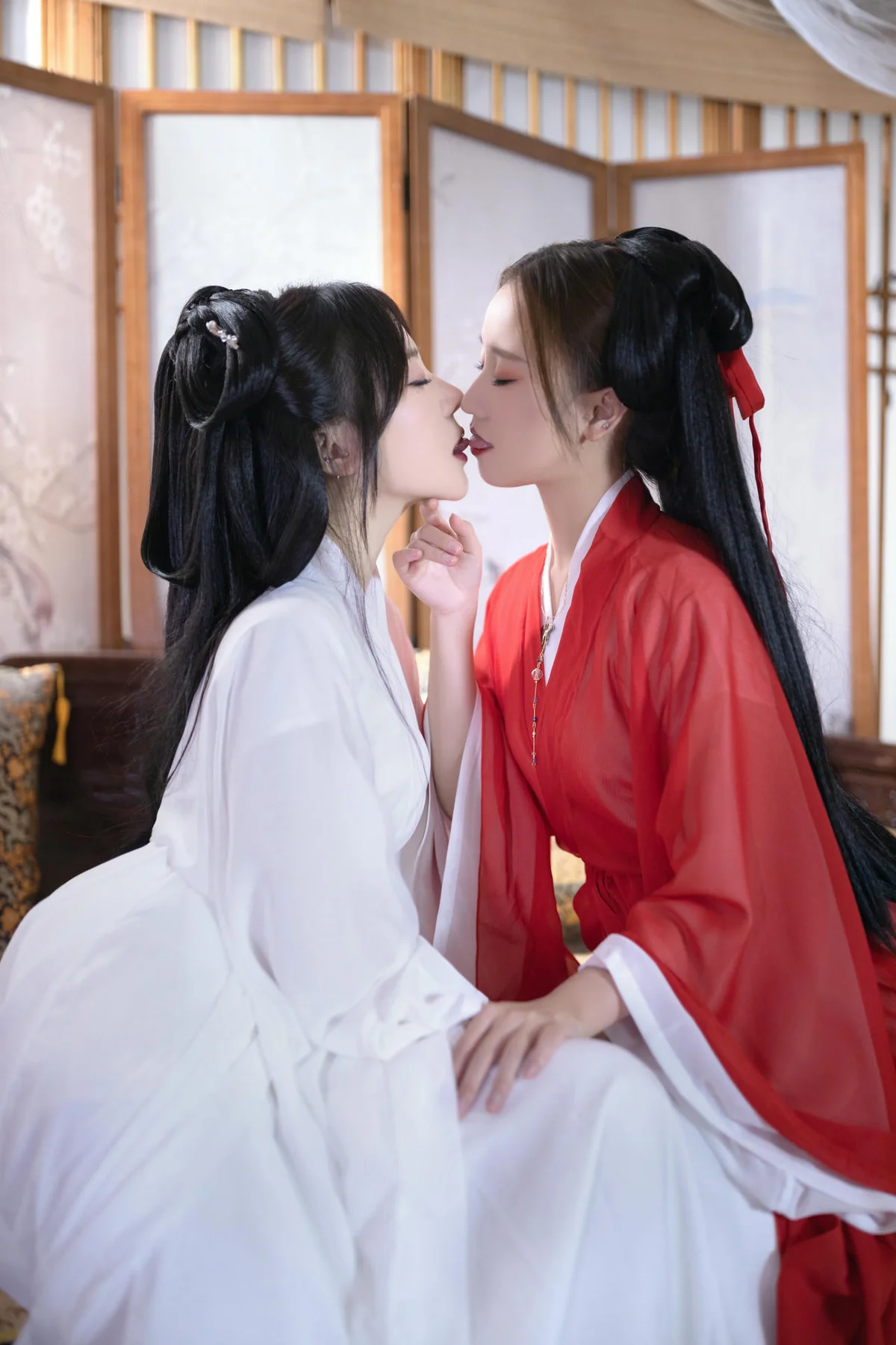 XiuRen 秀人 No.N279 鱼子酱Fish古风双人写真 - 10