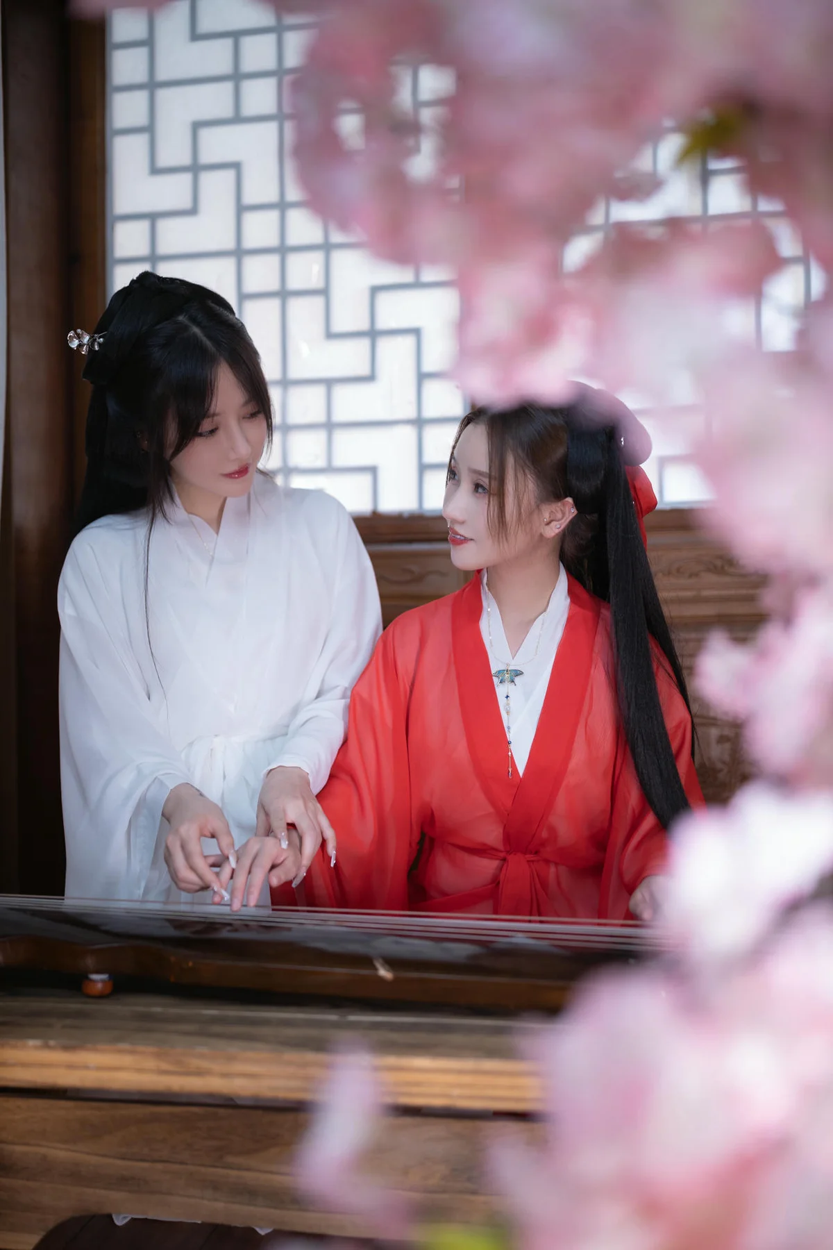 XiuRen 秀人 No.N279 鱼子酱Fish古风双人写真 - 3