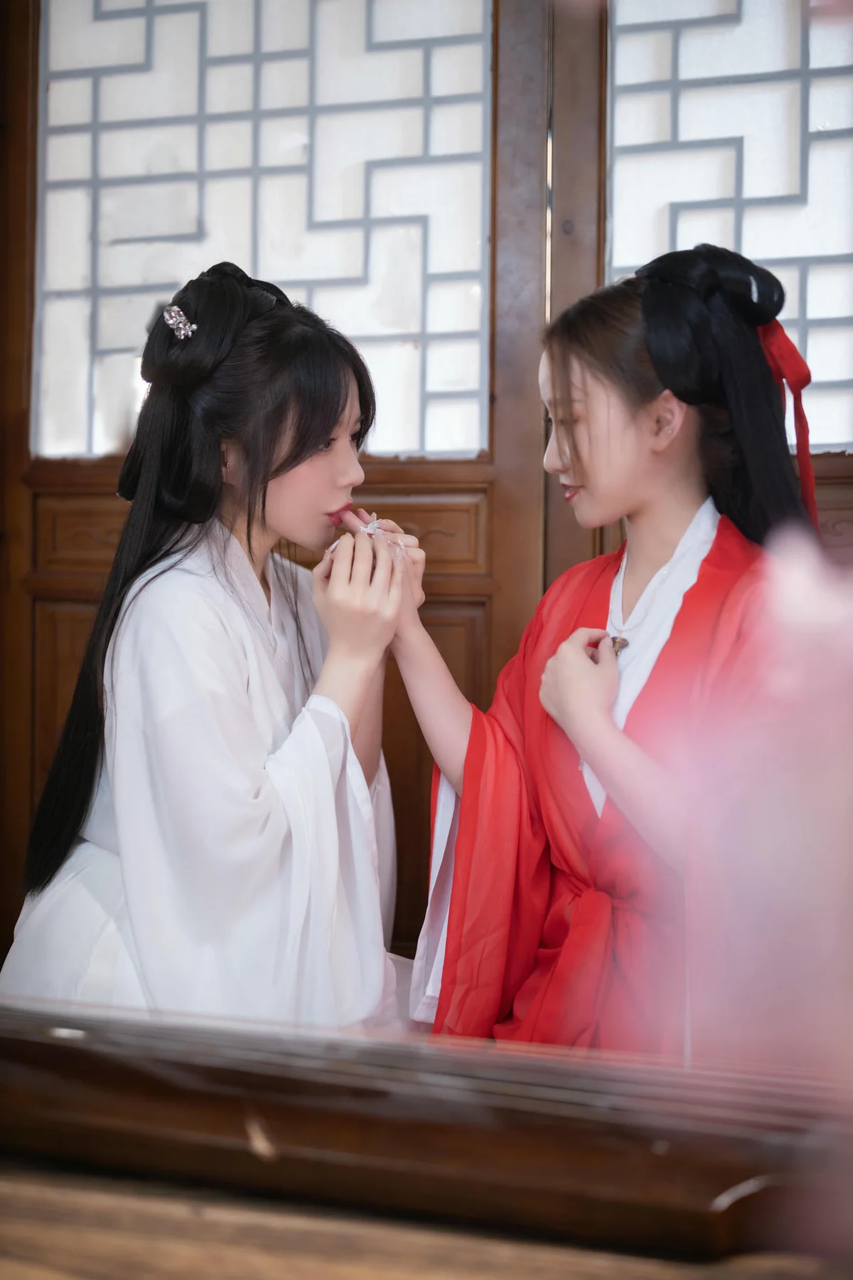 XiuRen 秀人 No.N279 鱼子酱Fish古风双人写真 - 4