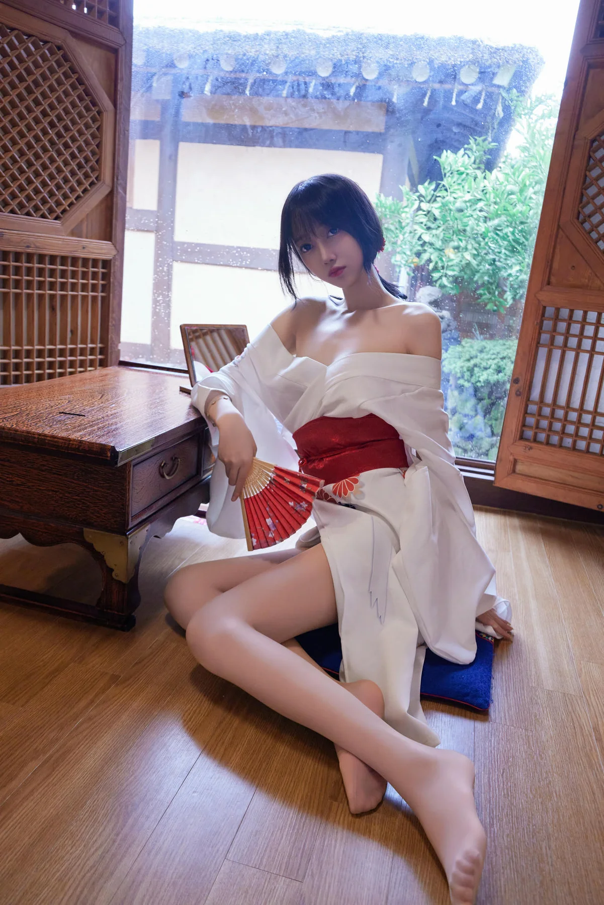 XiuRen 秀人 No.N284 玥儿玥和服制服香肩写真 - 9