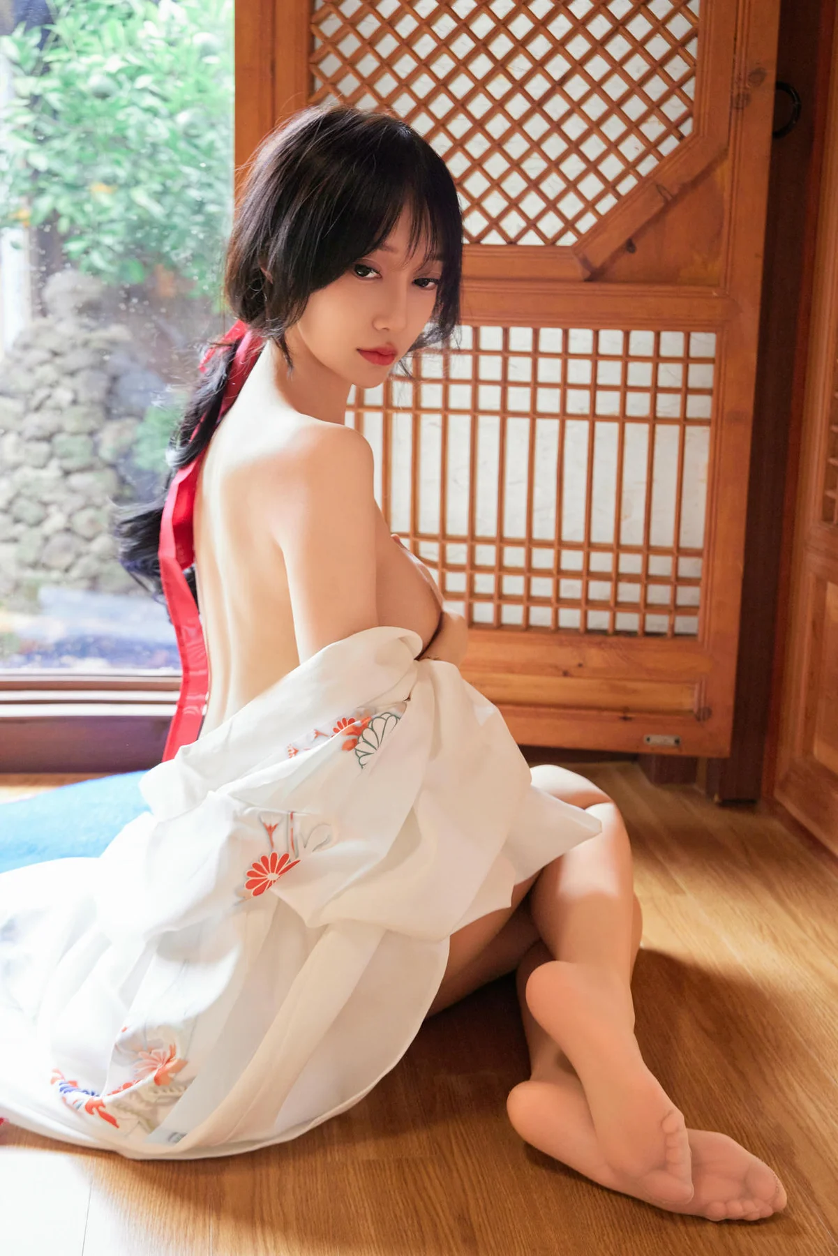 XiuRen 秀人 No.N284 玥儿玥和服制服香肩写真 - 2