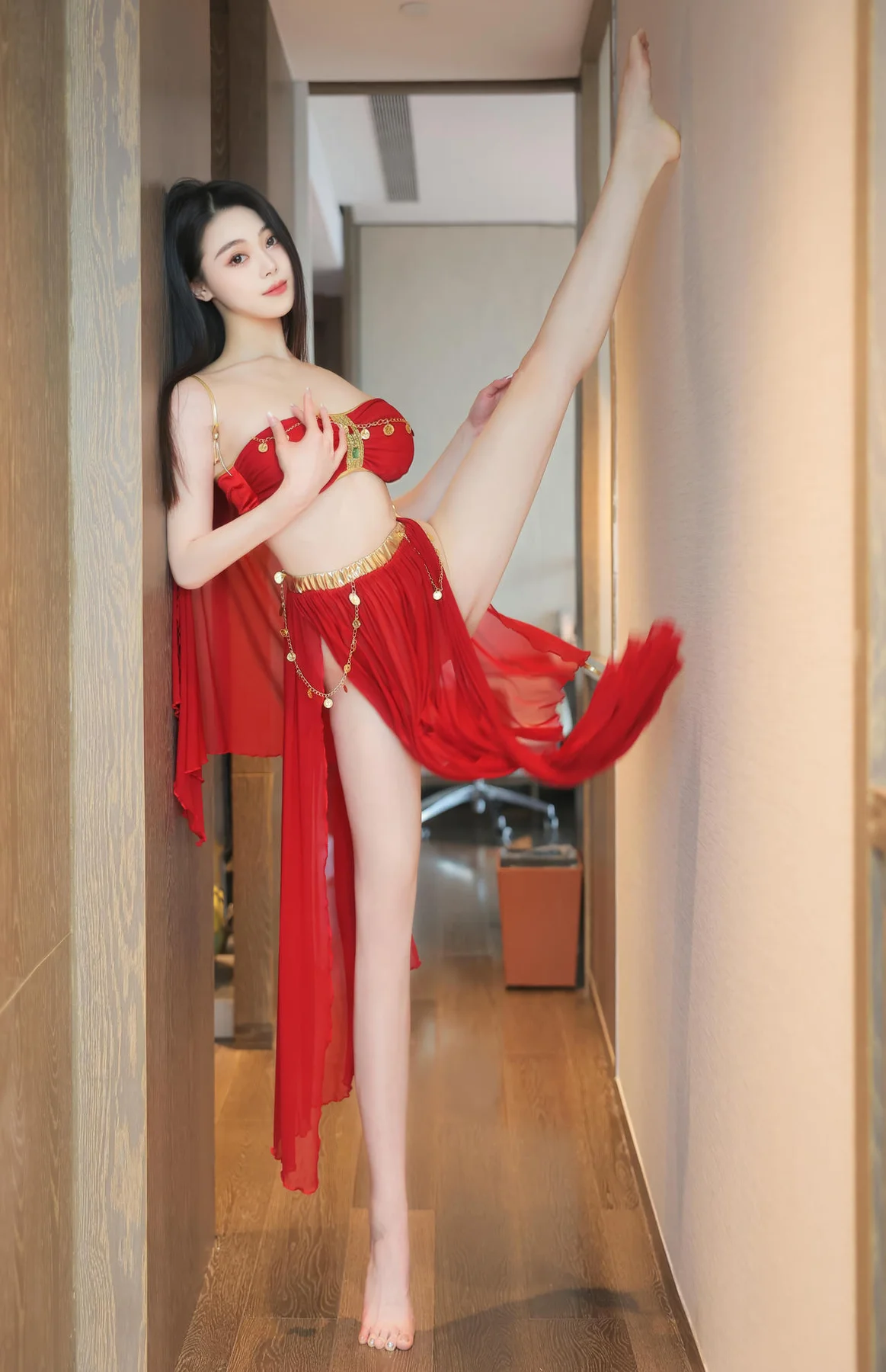 XiuRen 秀人 No.N306 清妙红色长腿舞裙 - 5