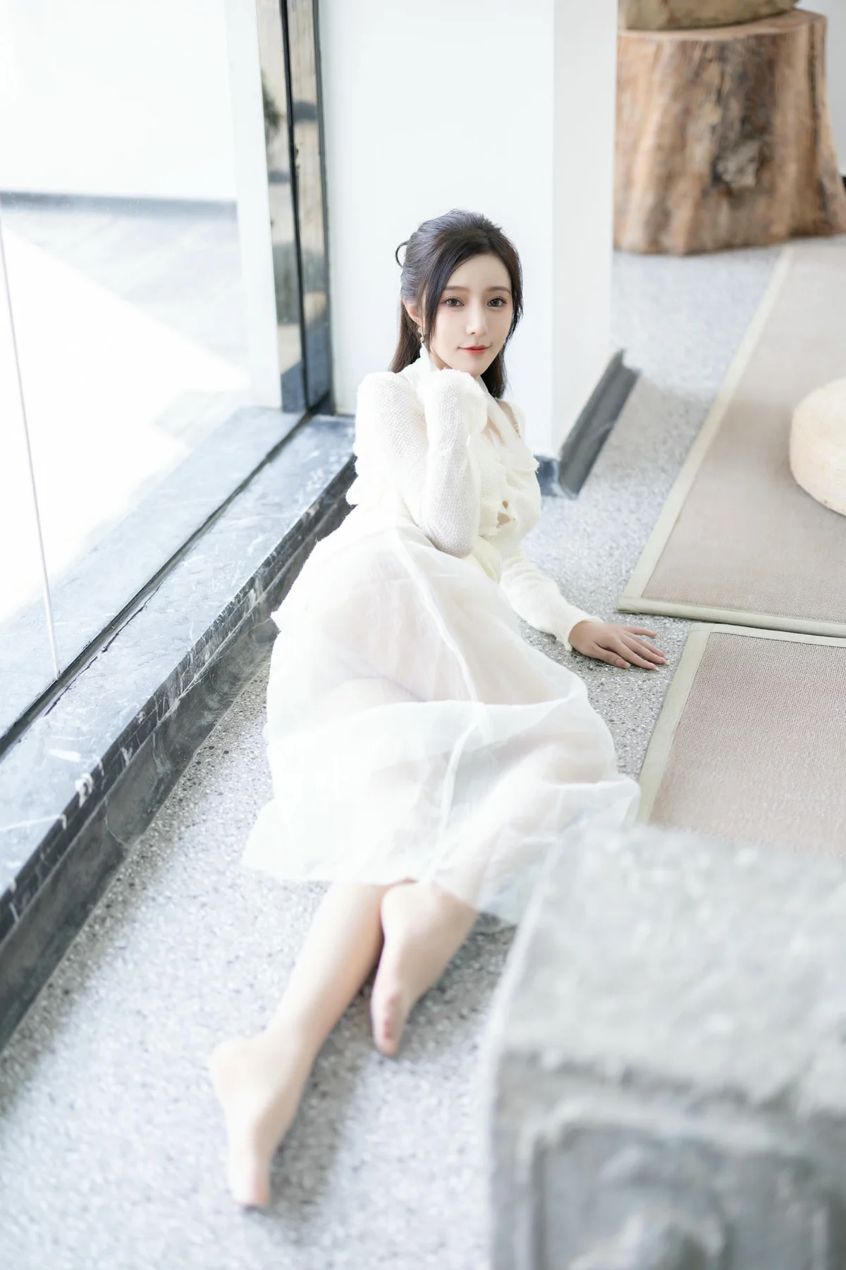 XiuRen 秀人 No.N307 王馨瑶白色长裙气质美女 - 2