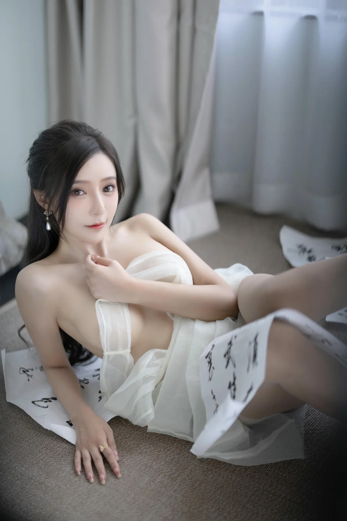 XiuRen 秀人 No.N307 王馨瑶白色长裙气质美女 - 5