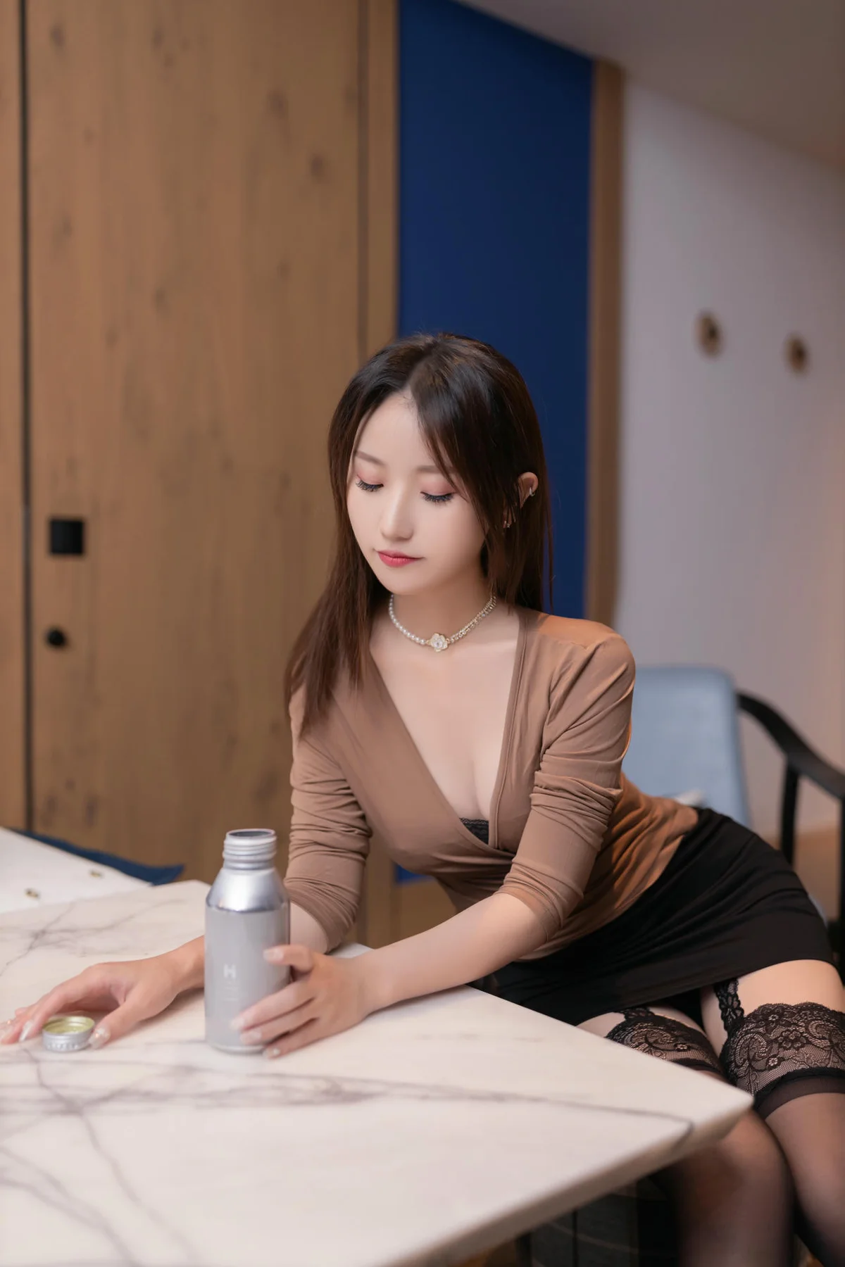 XiuRen 秀人 No.N313 杏子黑丝吊袜美腿 - 10