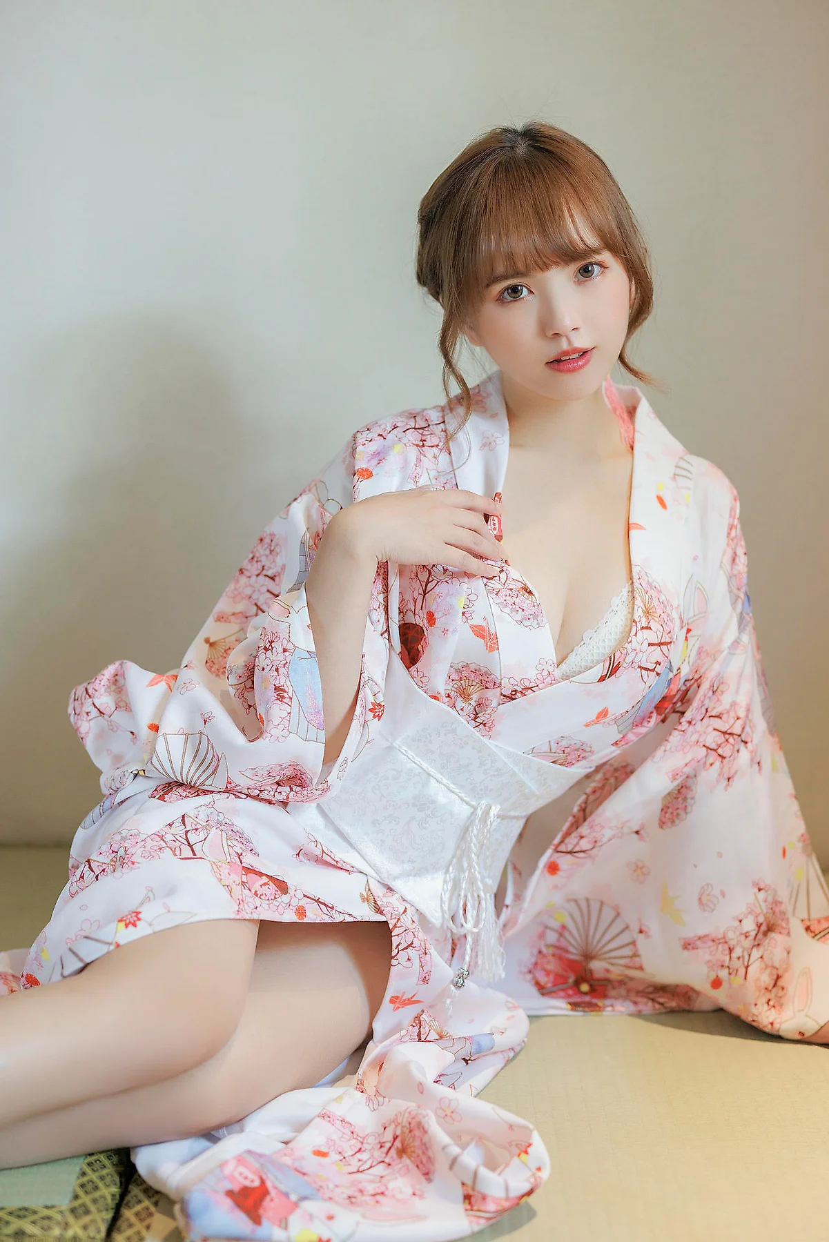XiuRen 秀人 No.N322 张思允Nice制服和服少女 - 1