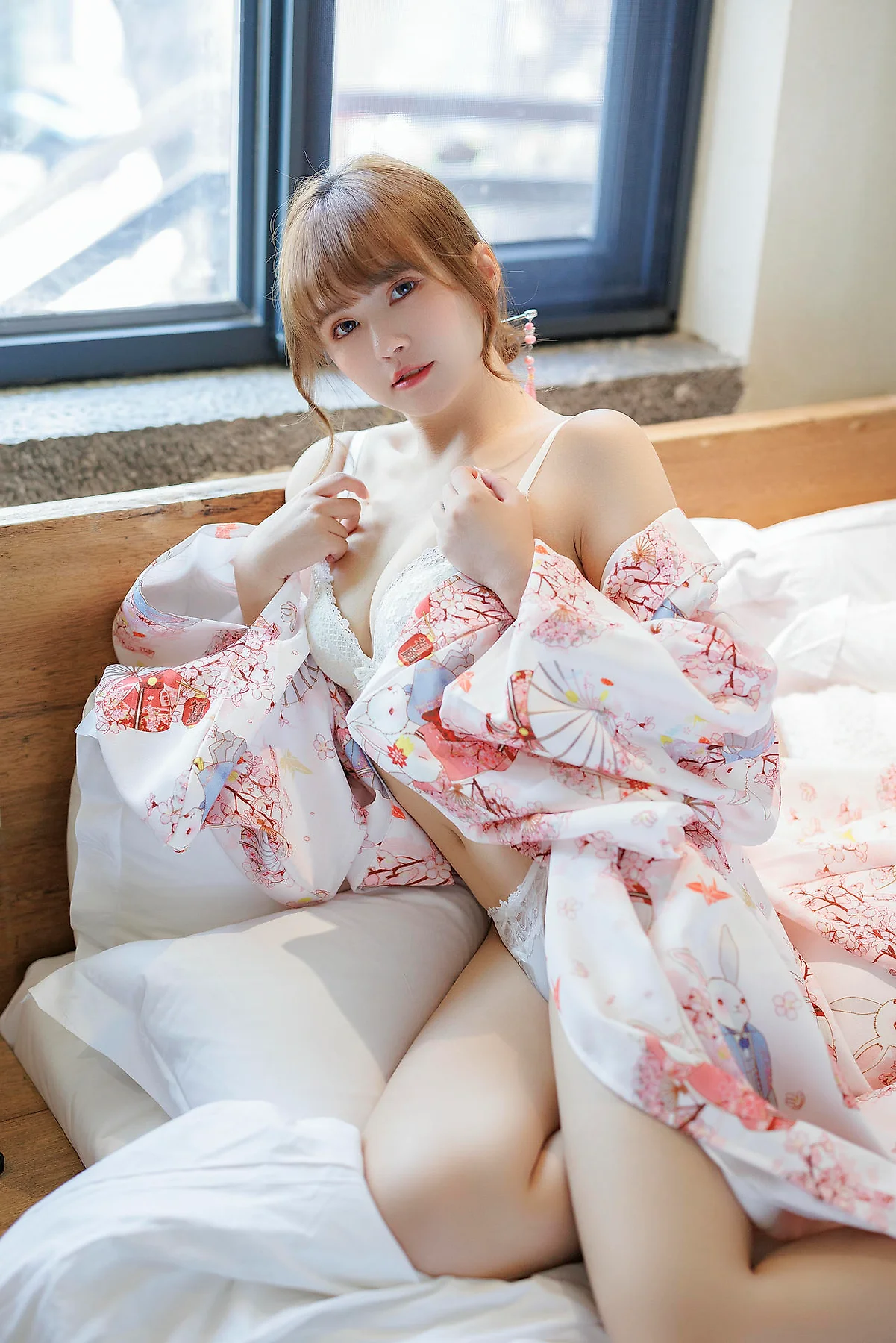 XiuRen 秀人 No.N322 张思允Nice制服和服少女 - 1
