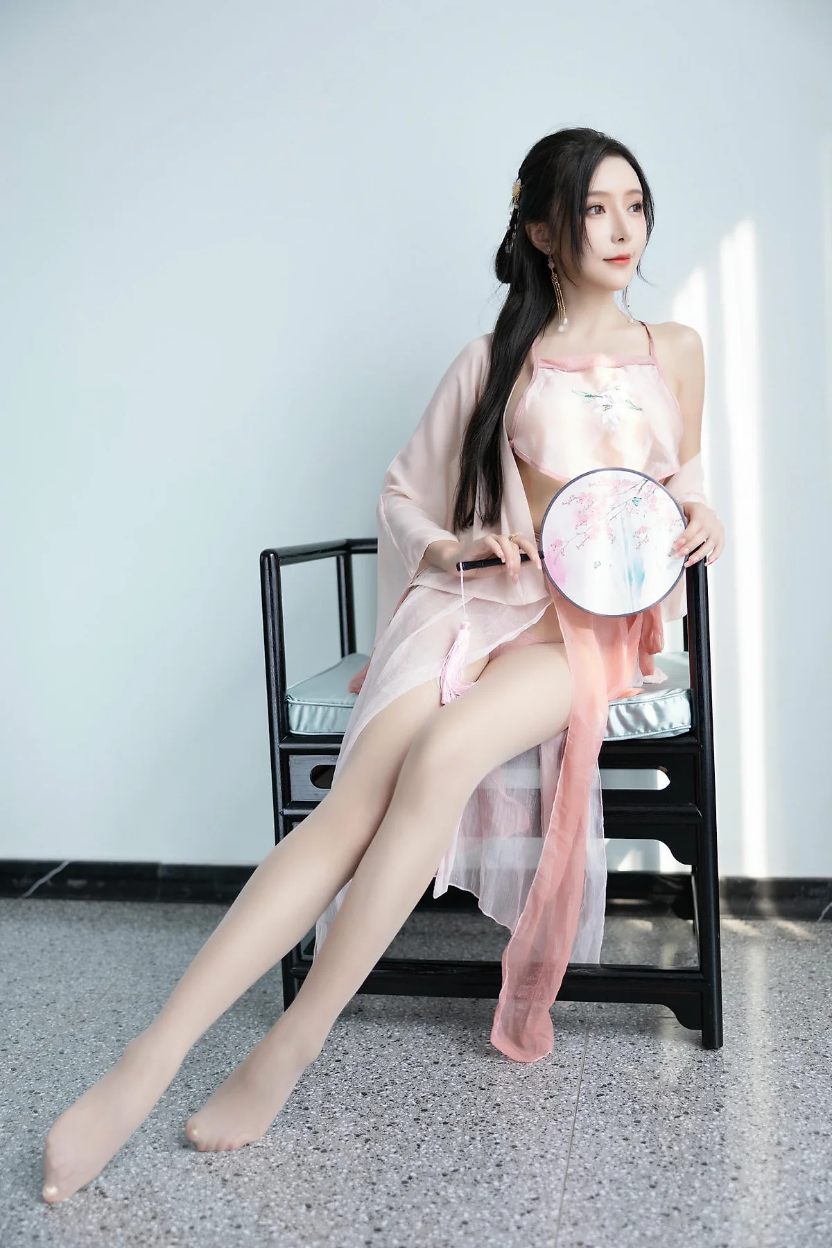 XiuRen 秀人 No.N335 王馨瑶粉色古装写真 - 7